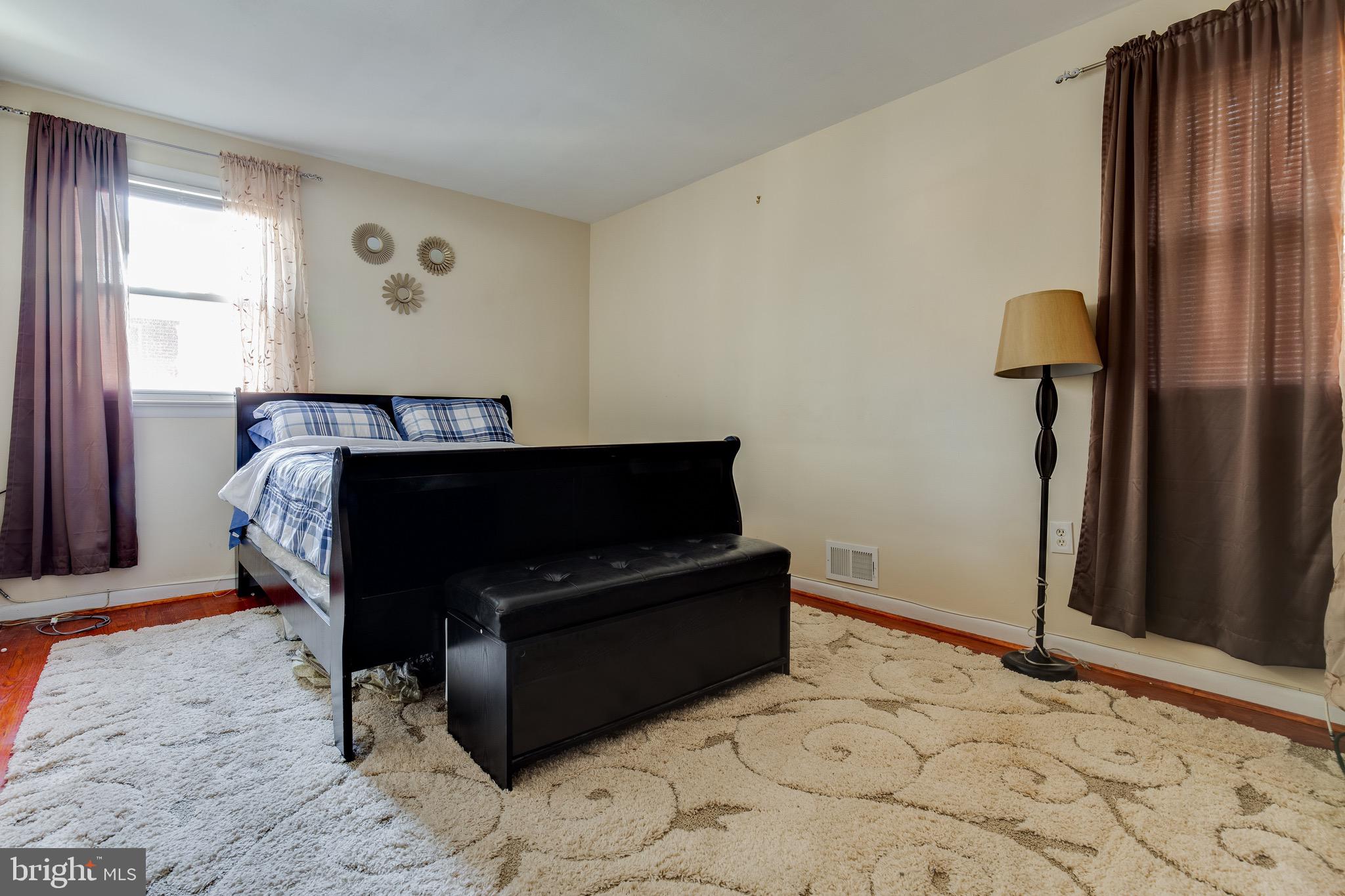 BROADVIEW - Residential