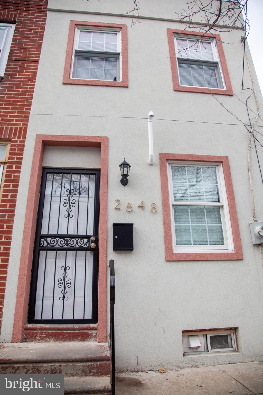 WEST KENSINGTON - Residential