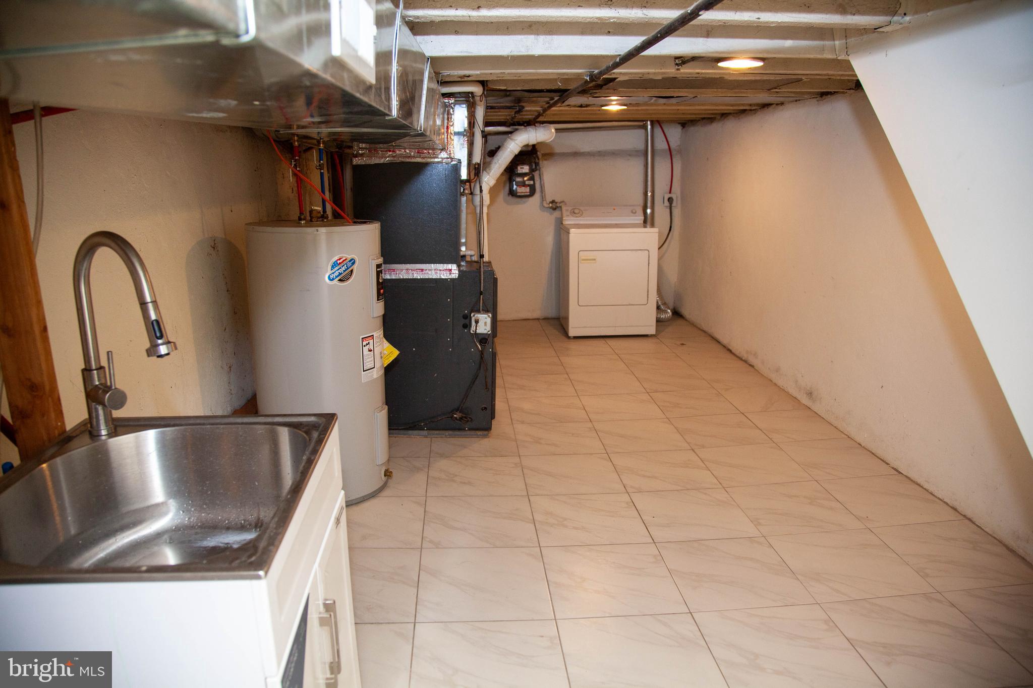WEST KENSINGTON - Residential
