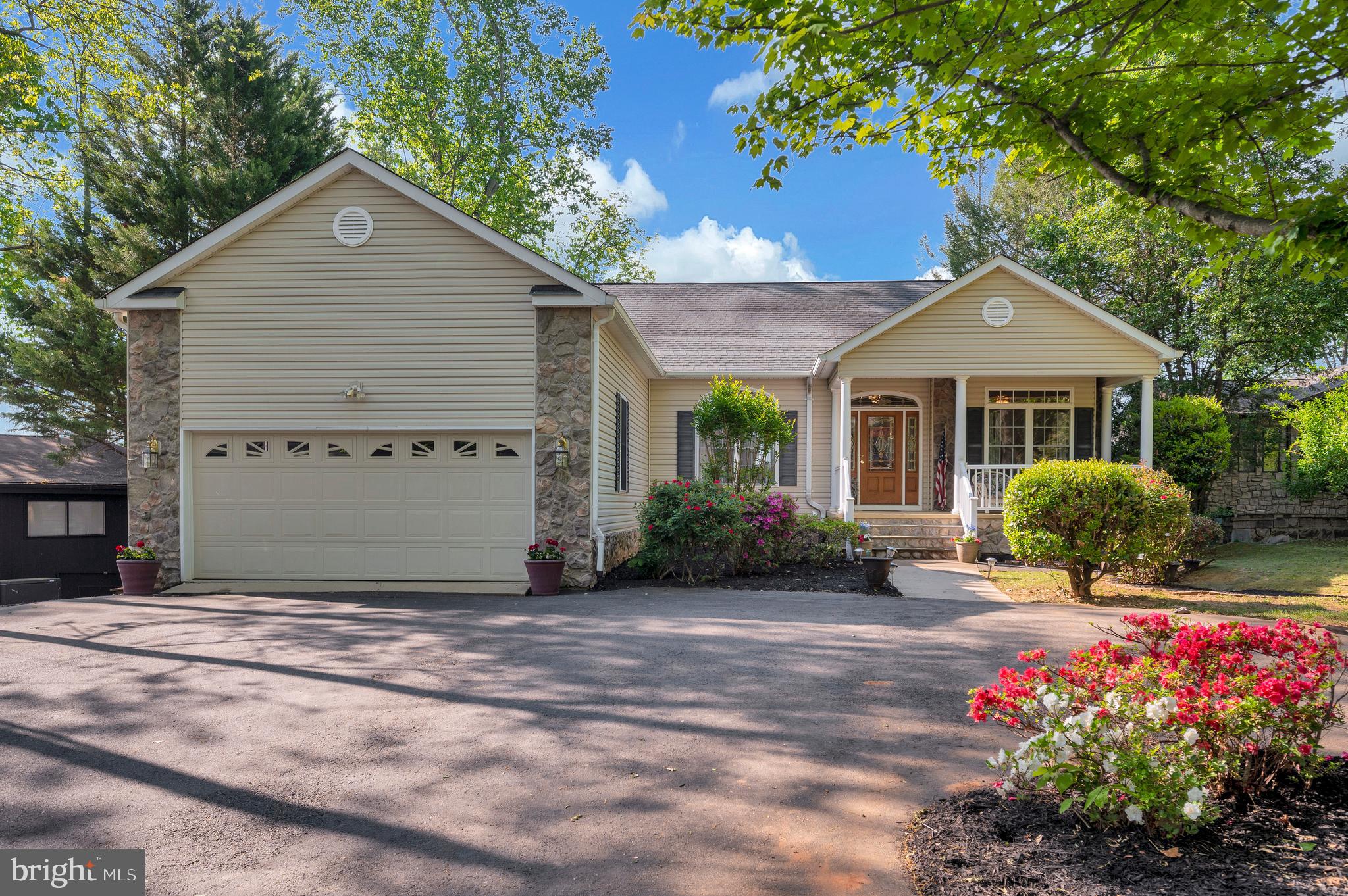 LAKE OF THE WOODS - Residential