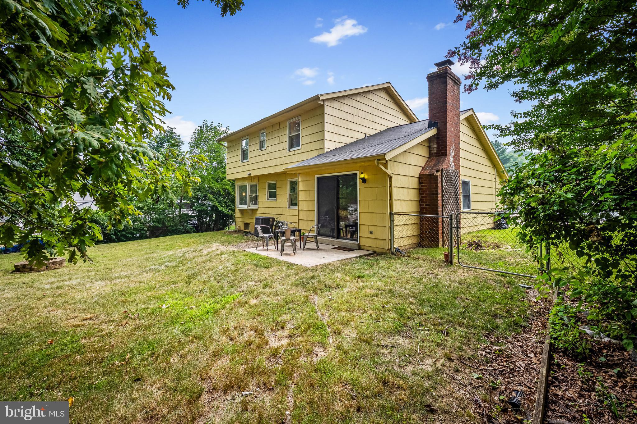 WOODBRIDGE VALLEY - Residential