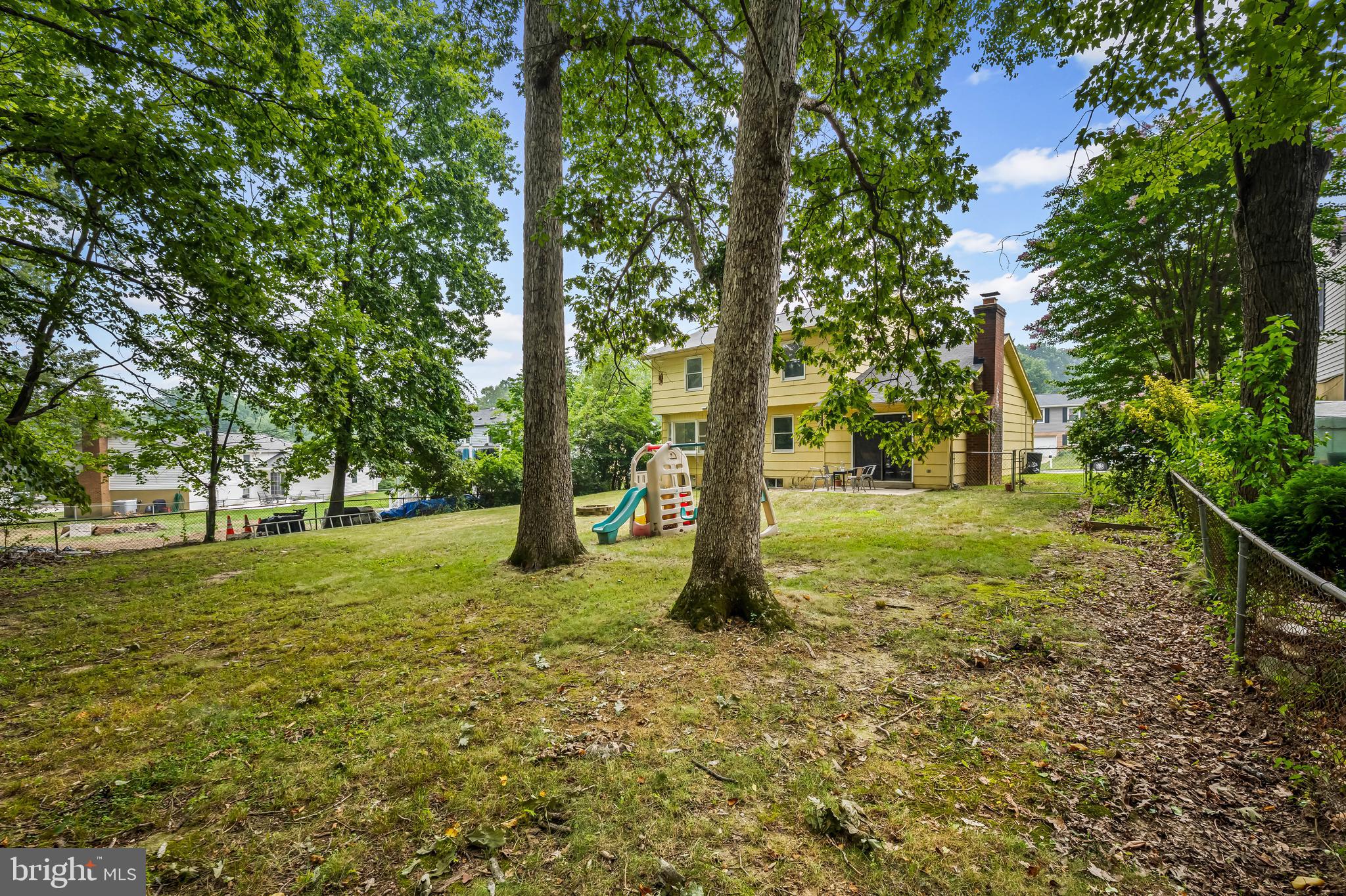 WOODBRIDGE VALLEY - Residential