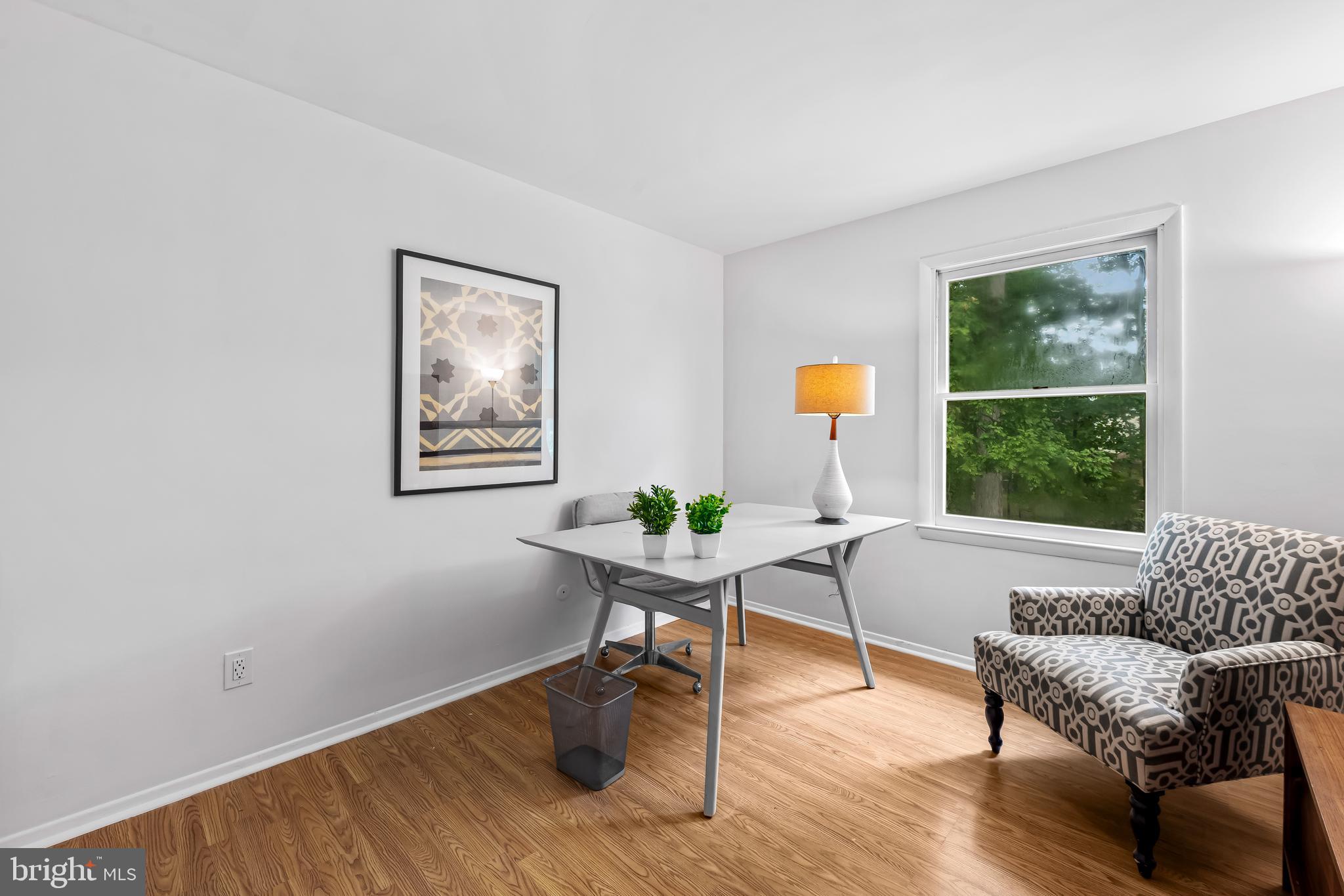 WOODBRIDGE VALLEY - Residential