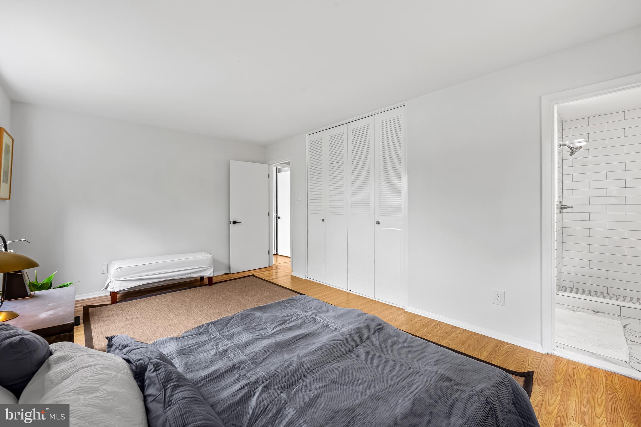 WOODBRIDGE VALLEY - Residential