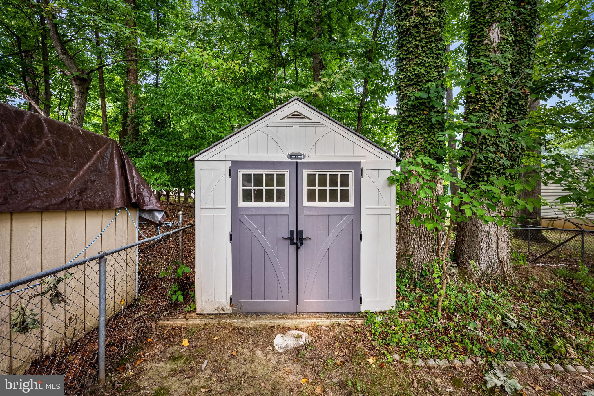WOODBRIDGE VALLEY - Residential
