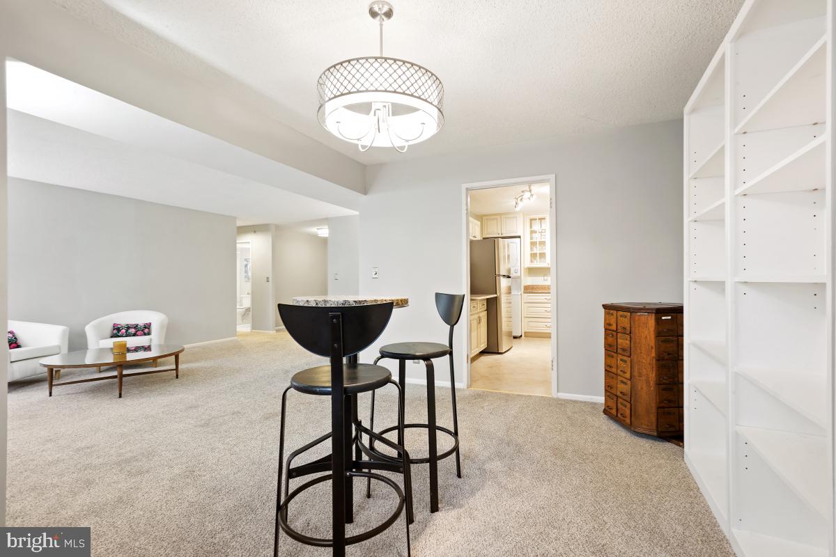 MONTEBELLO - Residential