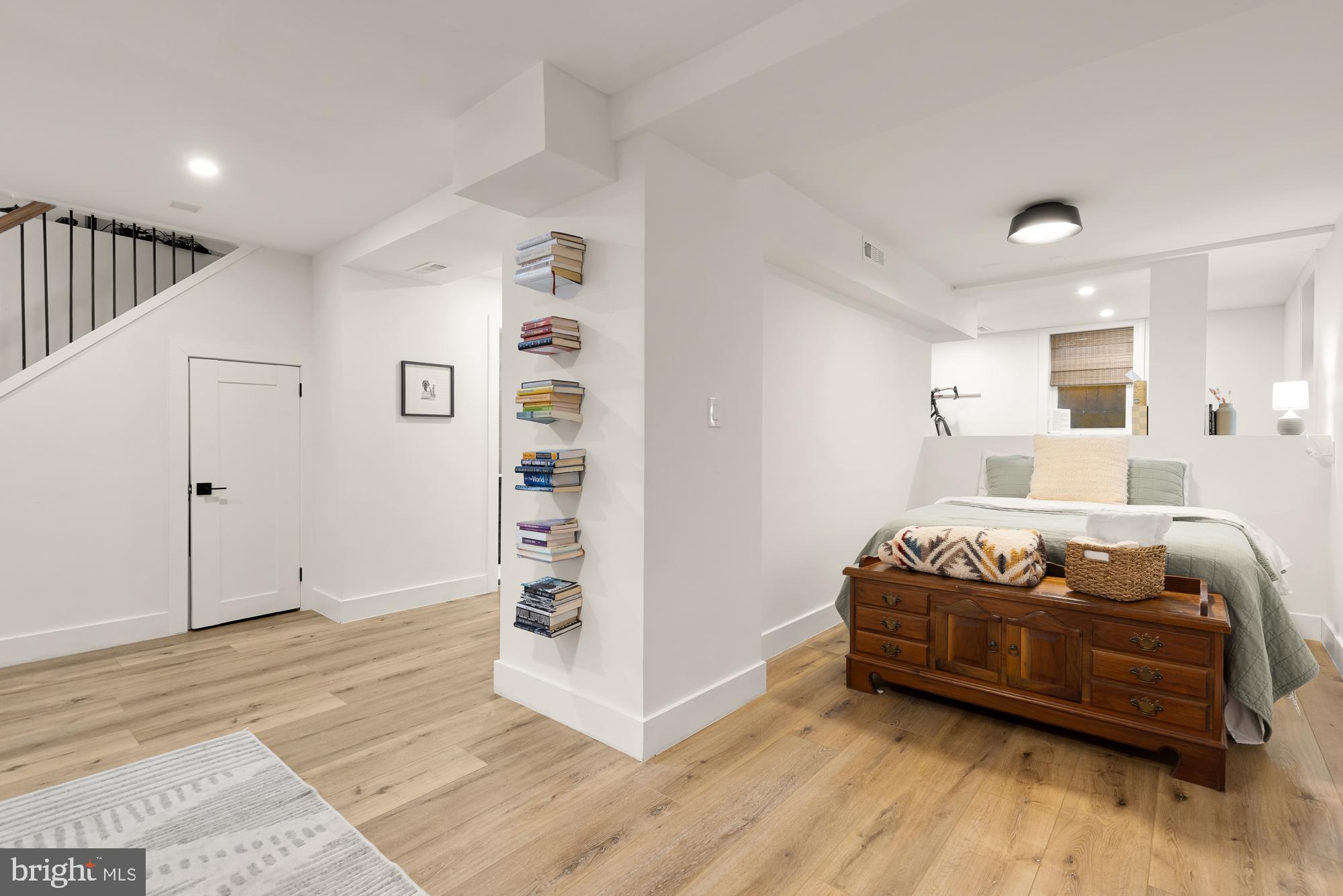 MOUNT RAINIER - Residential