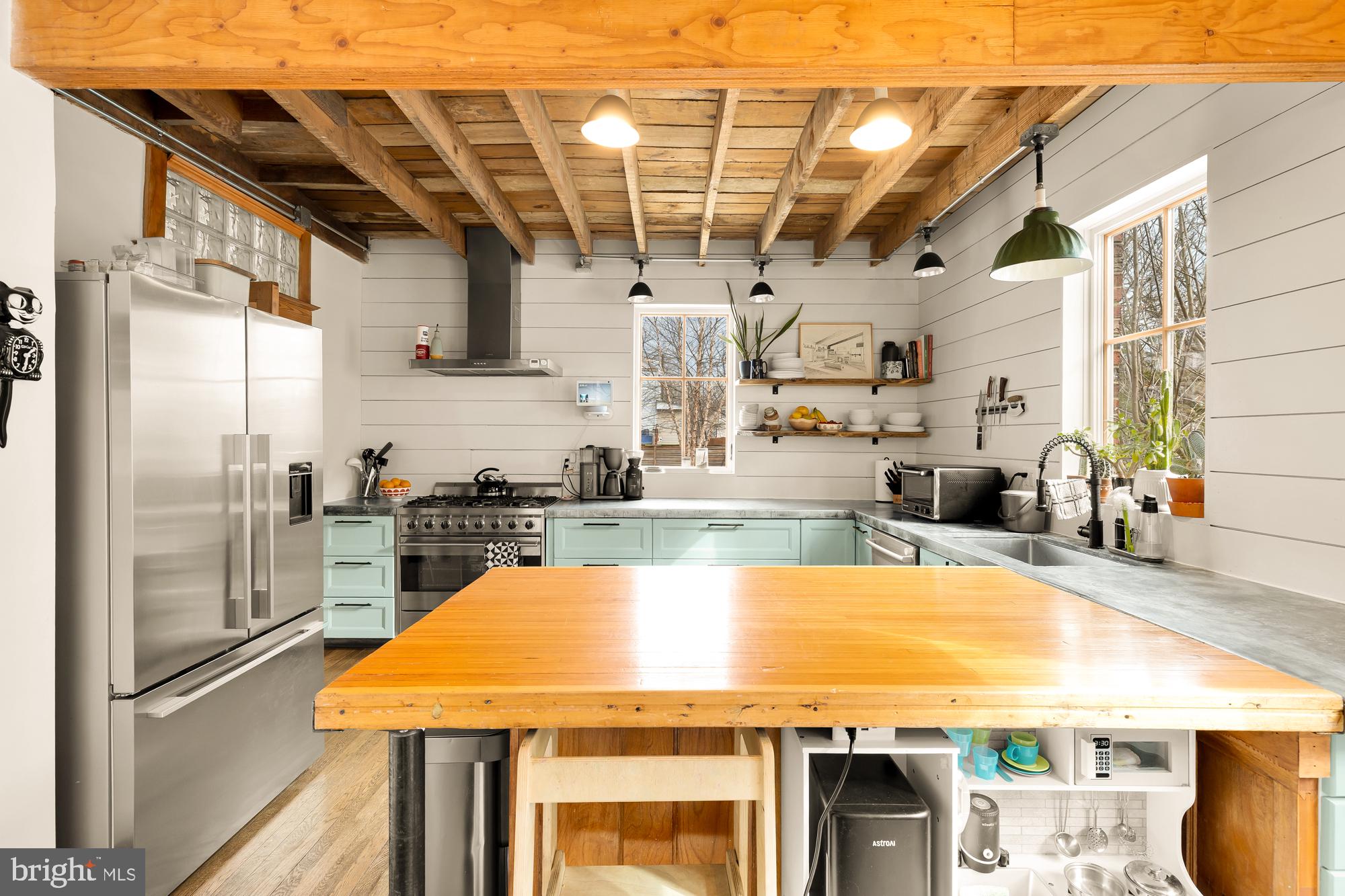 MOUNT RAINIER - Residential