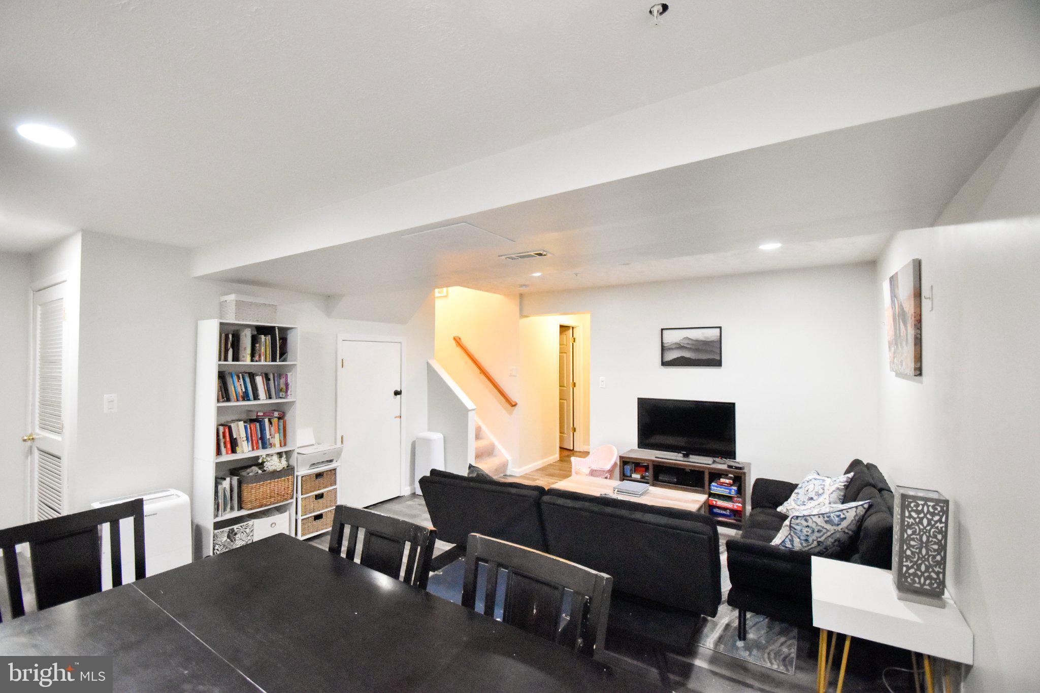 IRWINS CHOICE - Residential