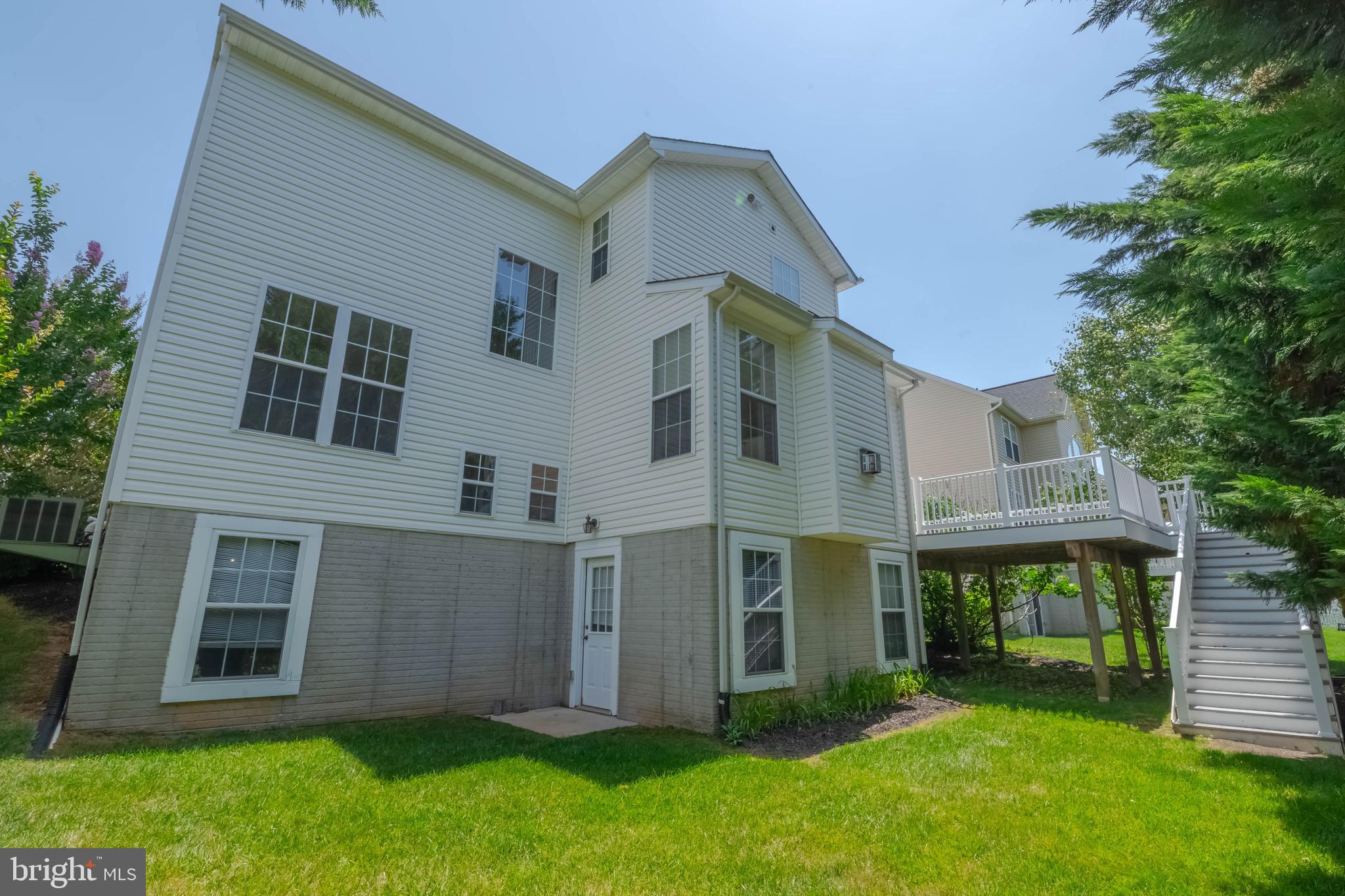 MONMOUTH MEADOWS - Residential
