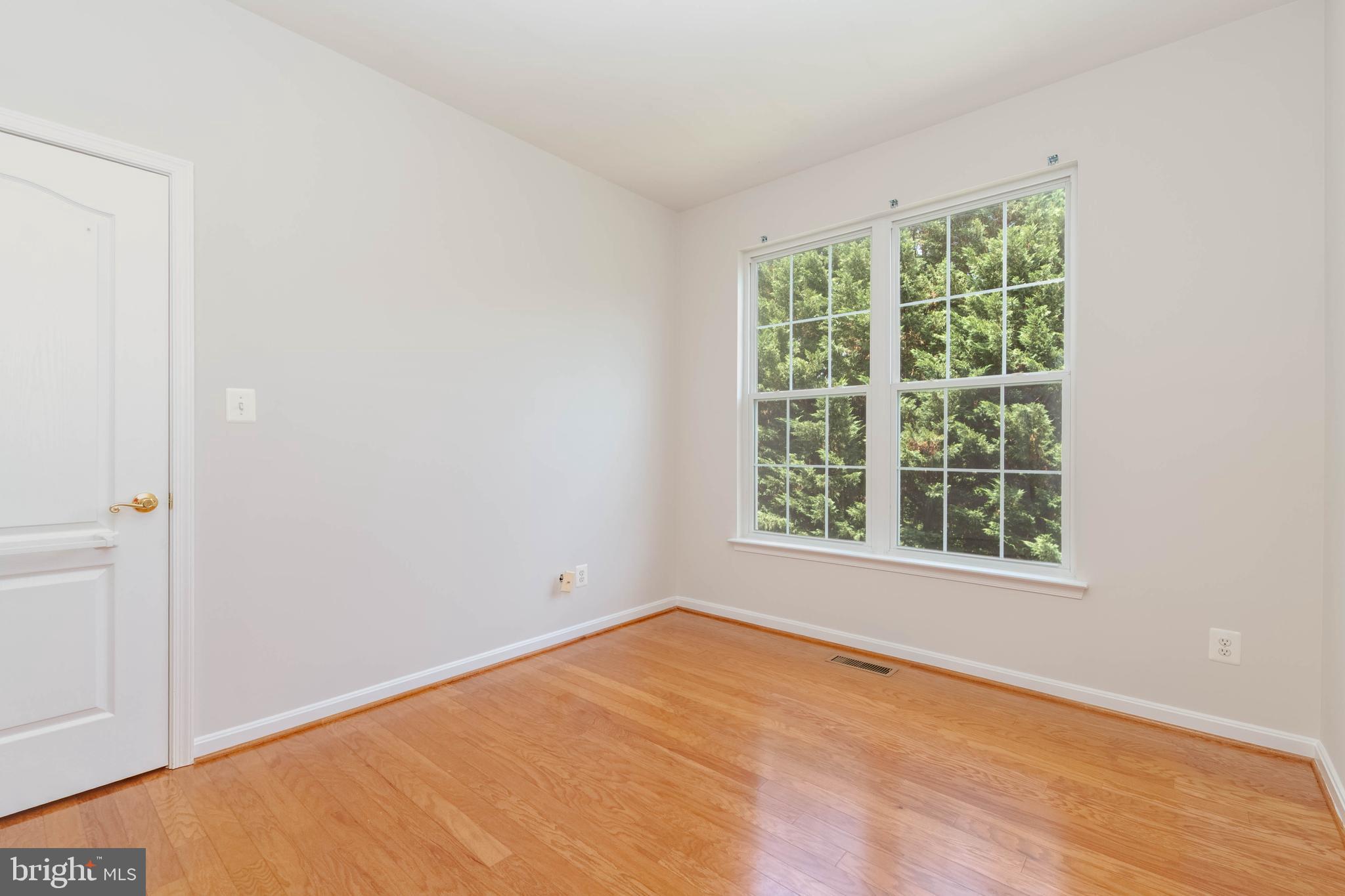 MONMOUTH MEADOWS - Residential