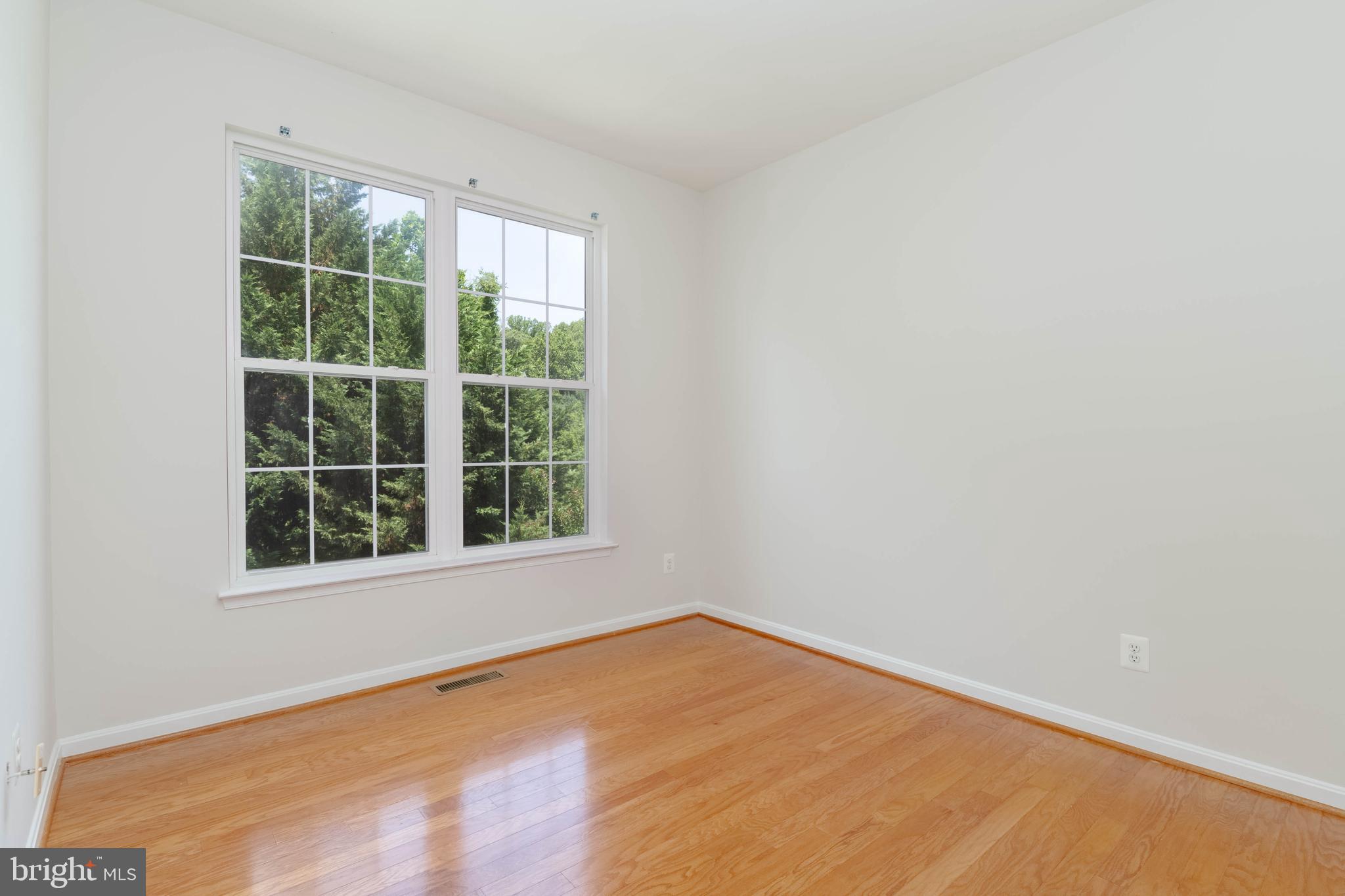 MONMOUTH MEADOWS - Residential