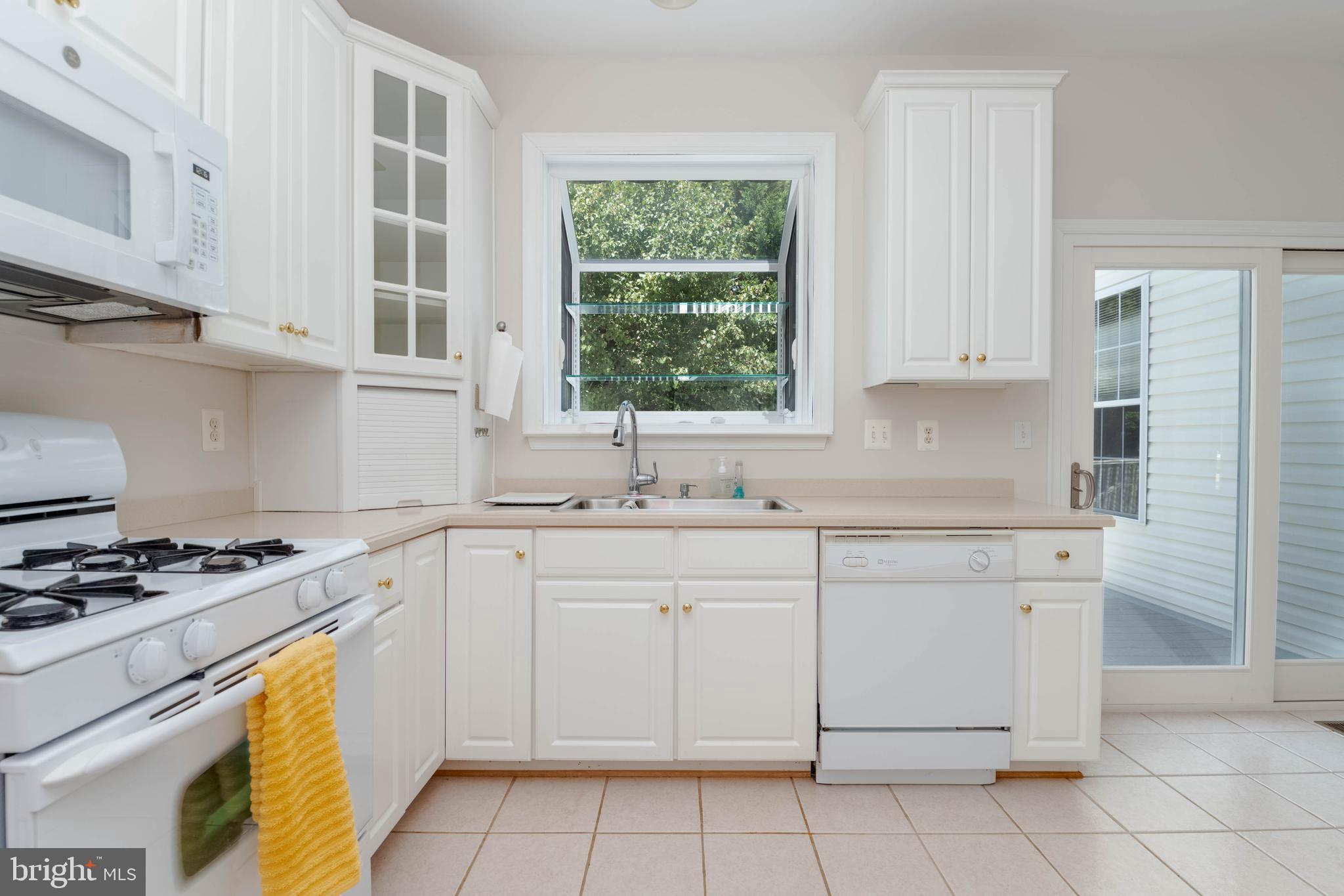MONMOUTH MEADOWS - Residential