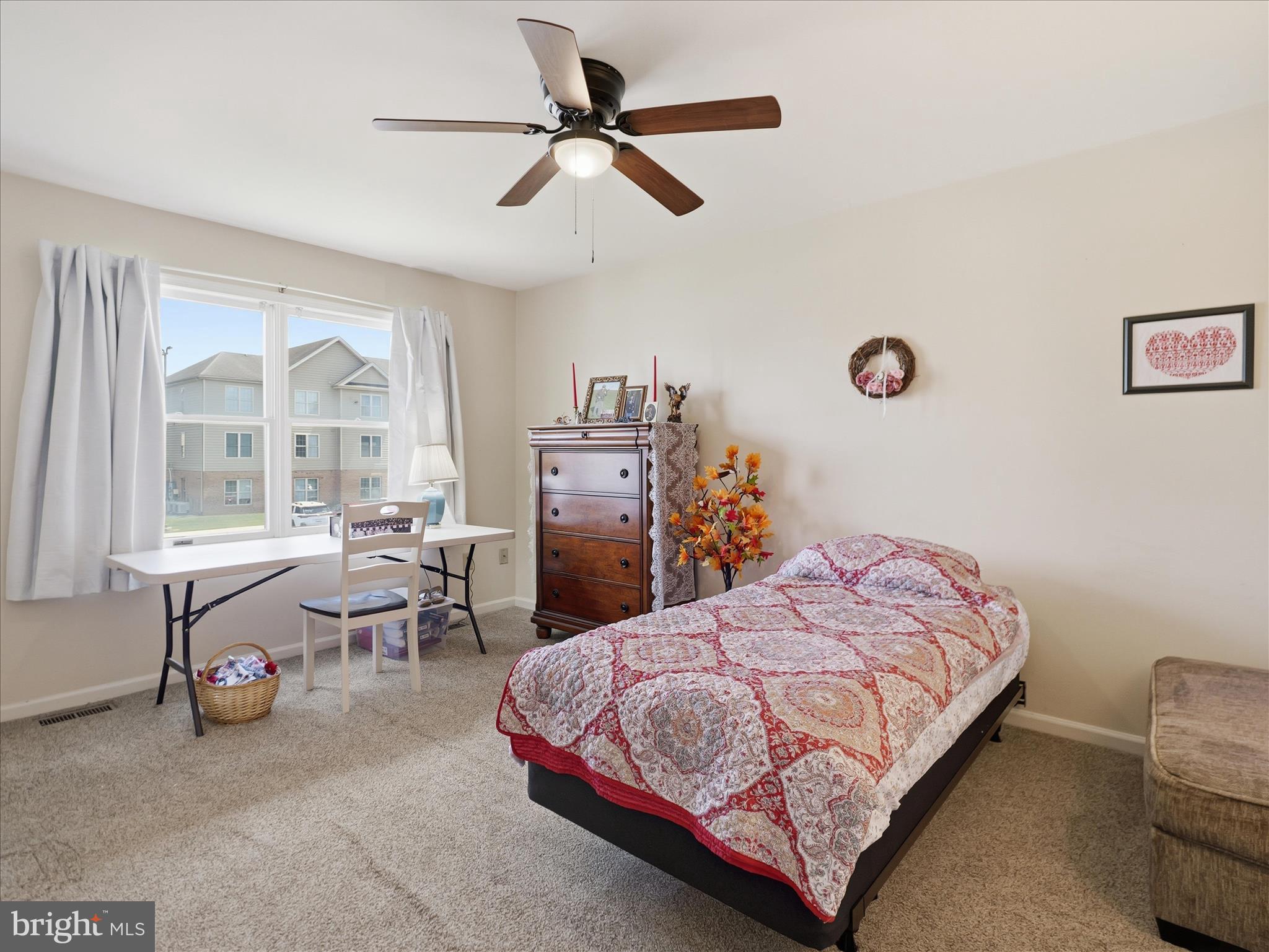 NICHOLSON SQUARE - Residential