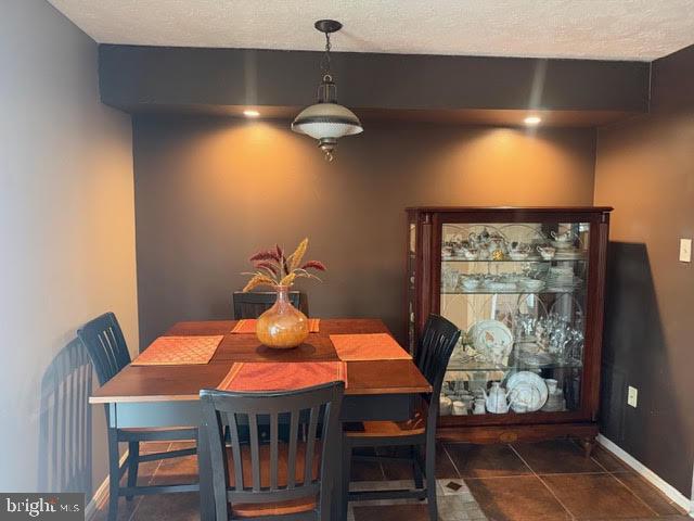 WESTLAKE VILLAGE - Residential