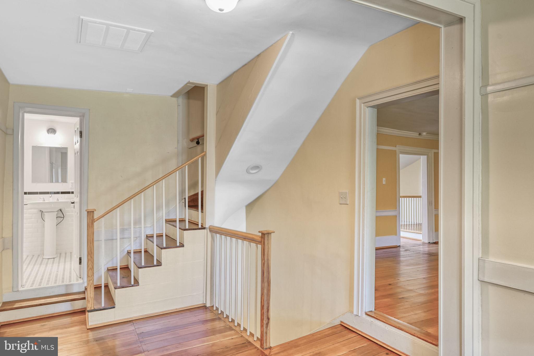 LONG VIEW SHORES - Residential