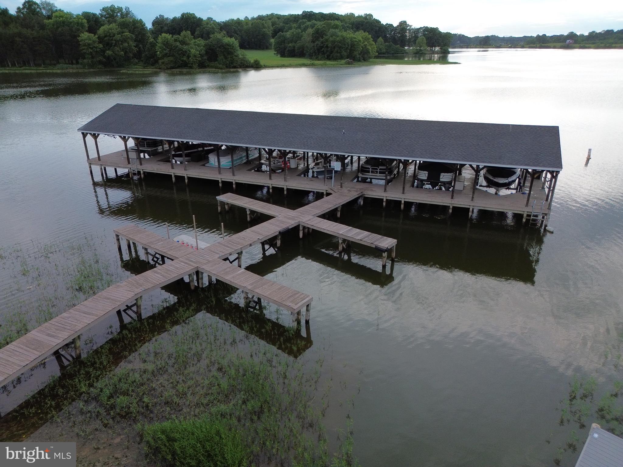 LONG VIEW SHORES - Residential