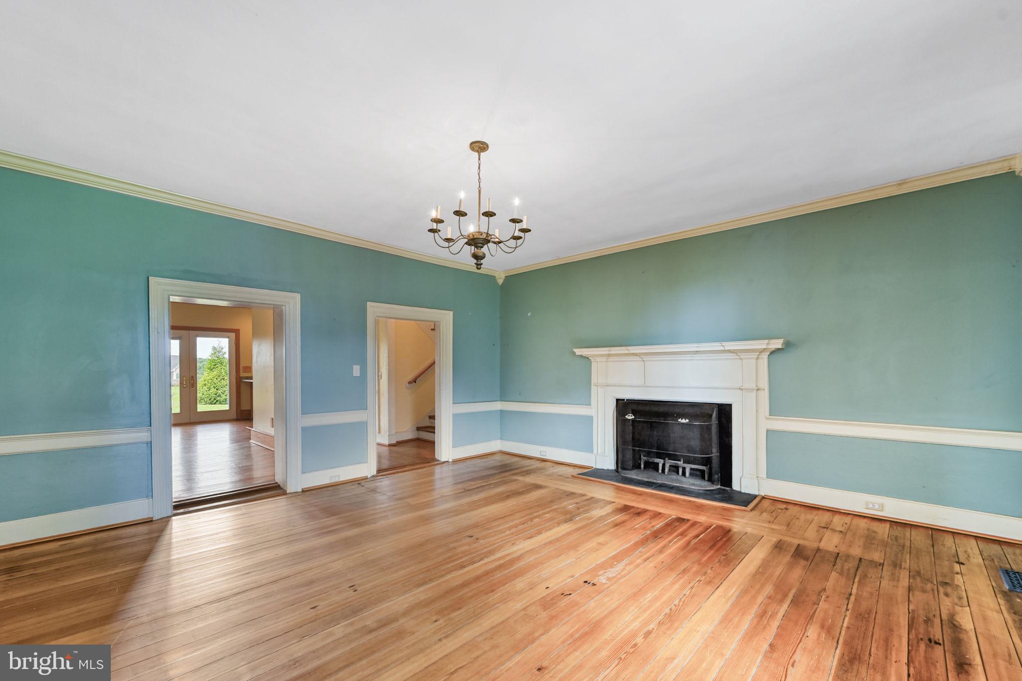 LONG VIEW SHORES - Residential
