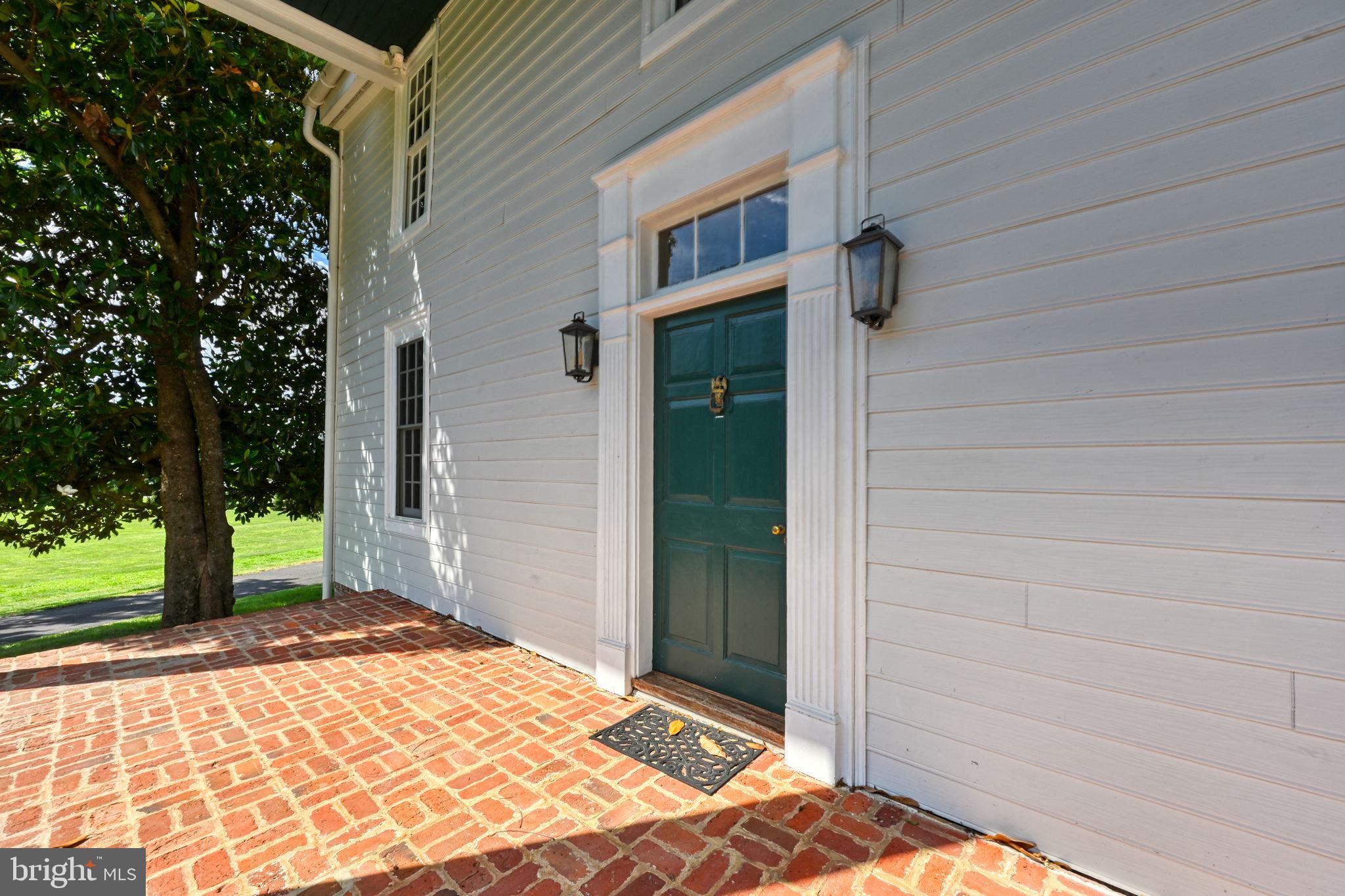 LONG VIEW SHORES - Residential