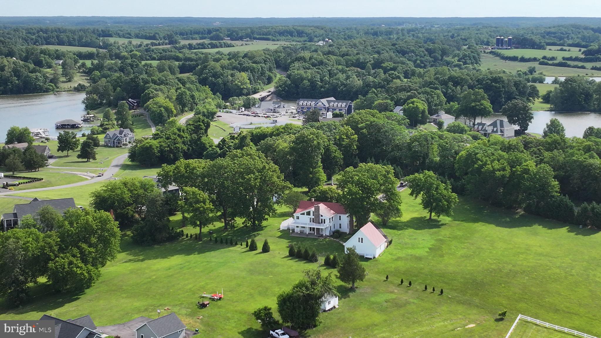 LONG VIEW SHORES - Residential