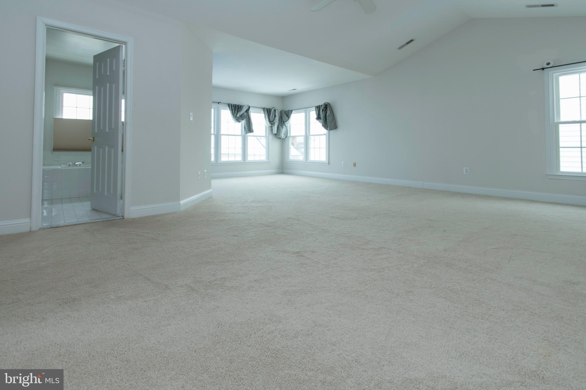 POTOMAC GLEN - Residential