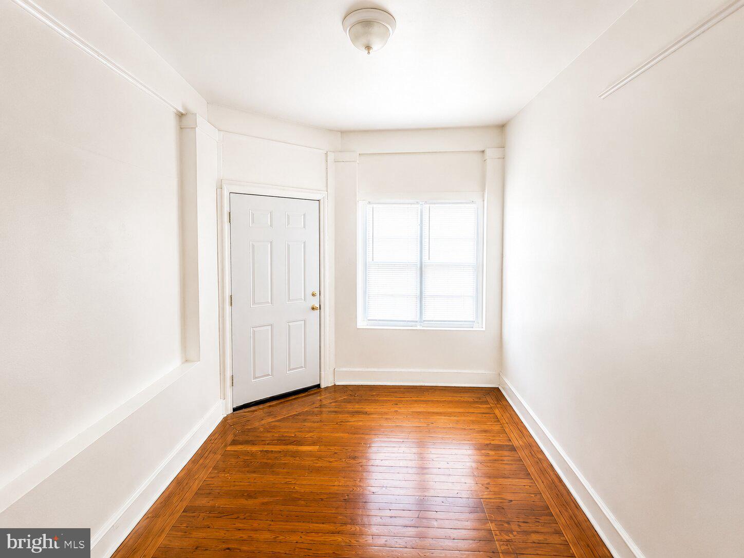WEST OAK LANE - Residential