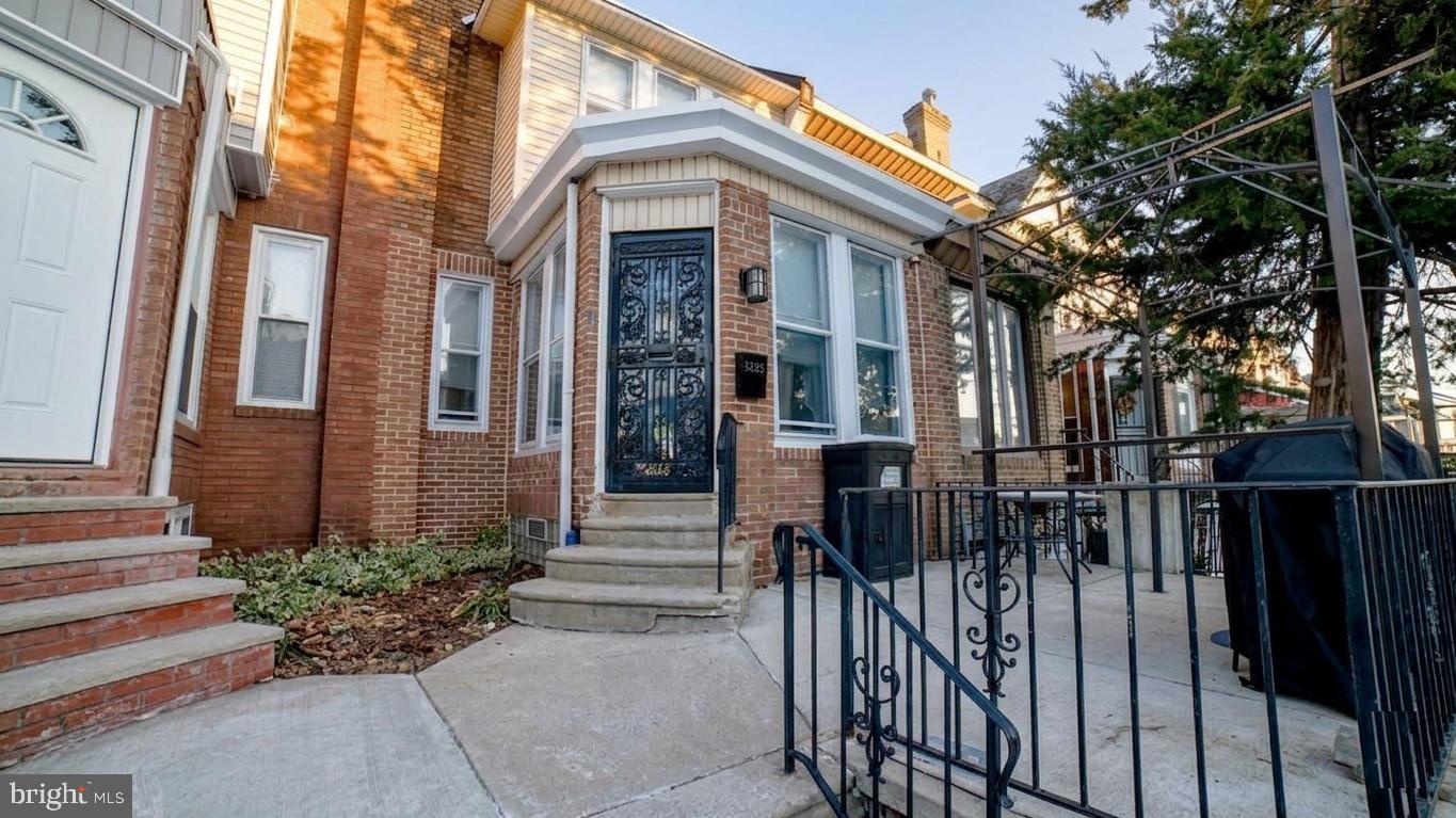 5 Bedrooms | 3 Full Baths | 1 Half Bath | Fully Updated | Occupied – Appt. Required

Welcome to this beautifully updated 5-bedroom, 3.5-bath home located in the Olney section of Philadelphia. This spacious property features an open-concept living and dining area with updated flooring and recessed lighting throughout. The modern kitchen offers contemporary cabinetry, quartz countertops, and stainless steel appliances.

The upper levels include generously sized bedrooms, including a primary suite with private bath. The fully finished basement provides additional living space and includes a full bathroom—ideal for guests, extended household living, or flexible use.

Conveniently located near shopping, schools, public transportation, and major roadways.

Property is owner-occupied. All showings by appointment only. Do not approach property without confirmed showing.