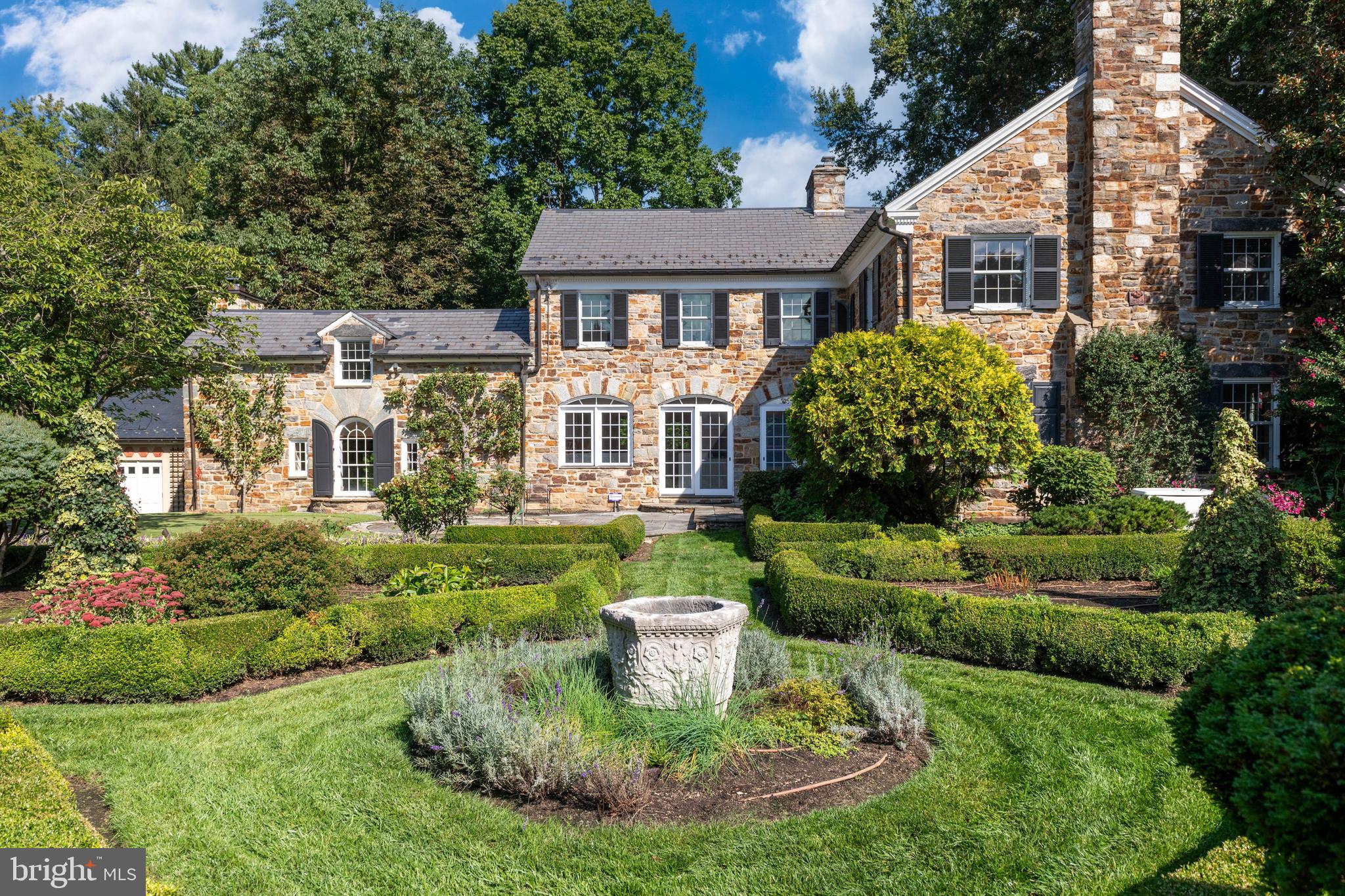 PINEHURST - Residential