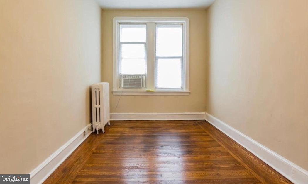 GERMANTOWN (EAST) - Residential