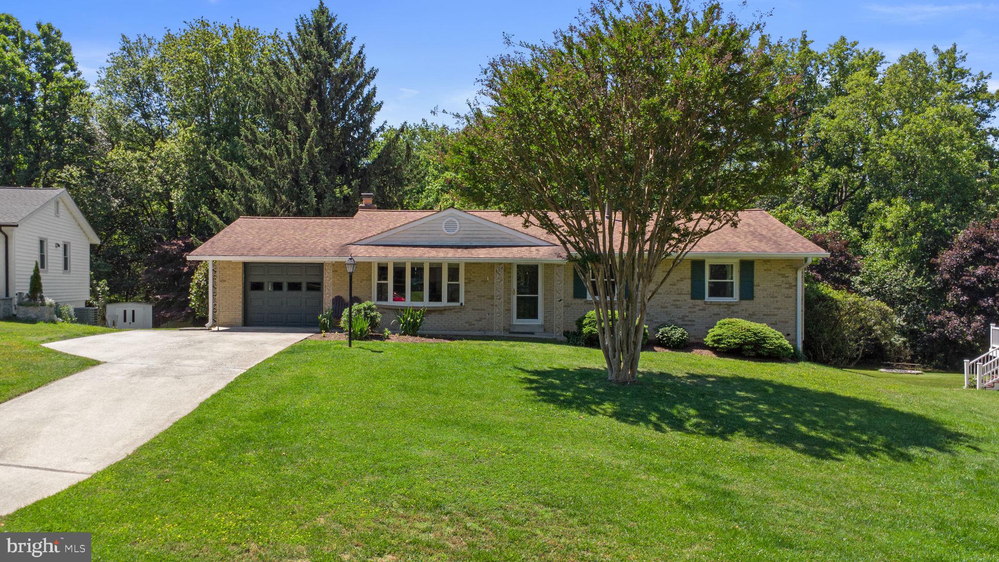 ROSEMONT - Residential