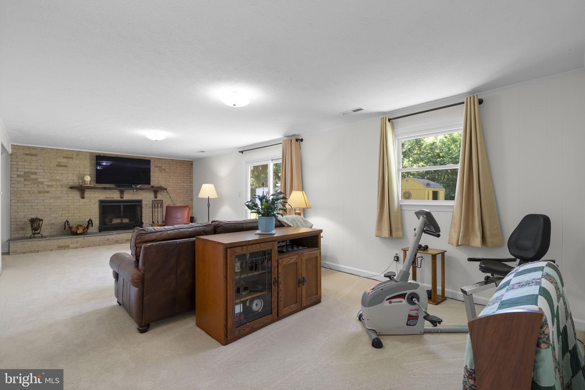 ROSEMONT - Residential