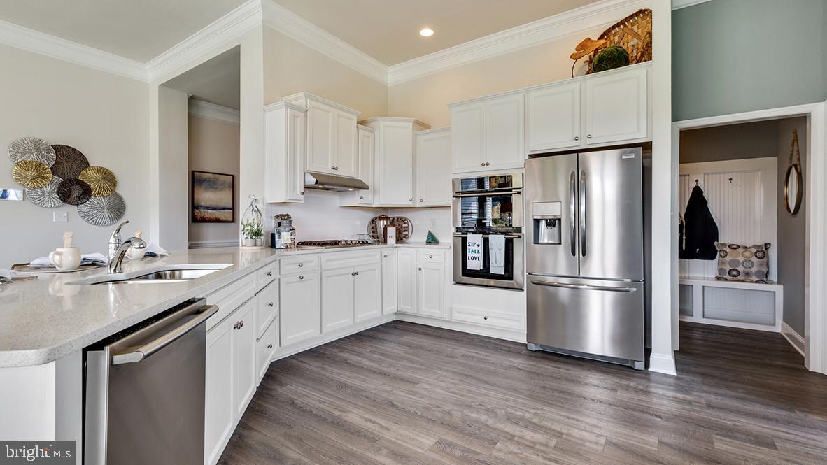 WOODFIELD PRESERVE - Residential