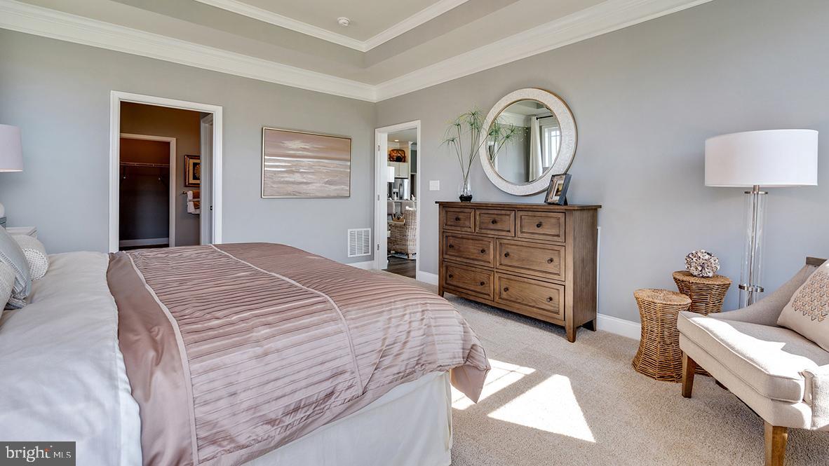 WOODFIELD PRESERVE - Residential
