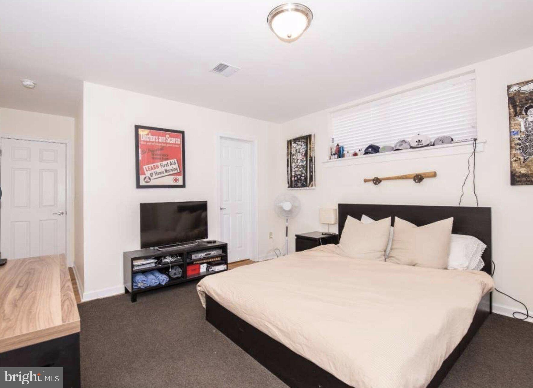 EAST PASSYUNK CROSSING - Residential Income