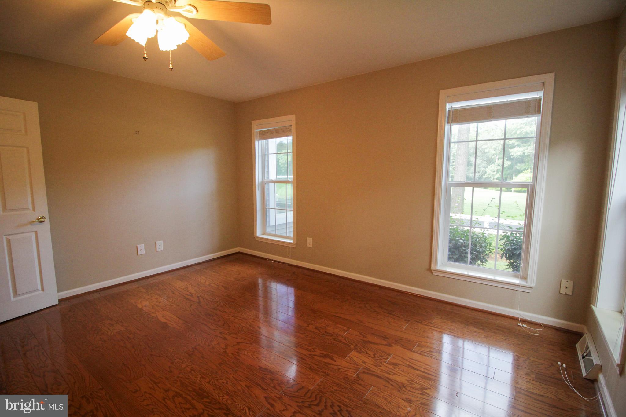 BAYWOOD - Residential