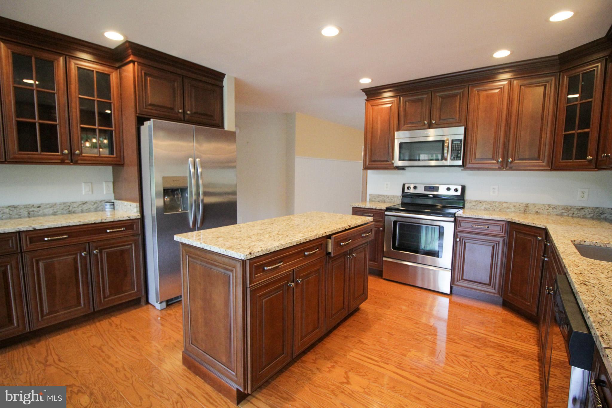 BAYWOOD - Residential