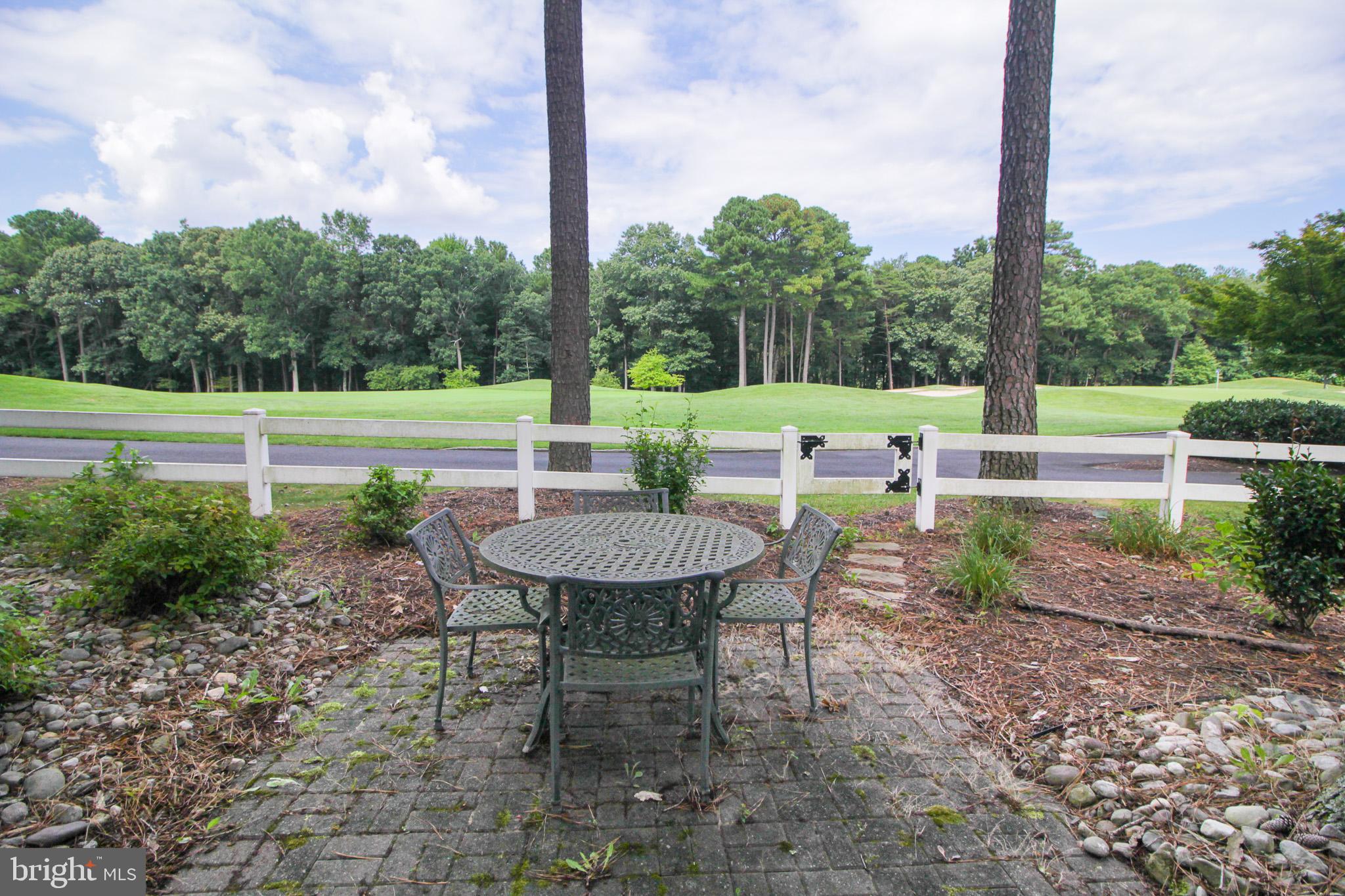BAYWOOD - Residential