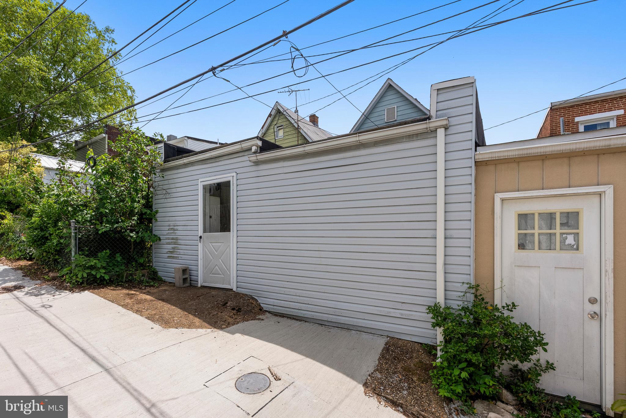 HAMPDEN HISTORIC DISTRICT - Residential
