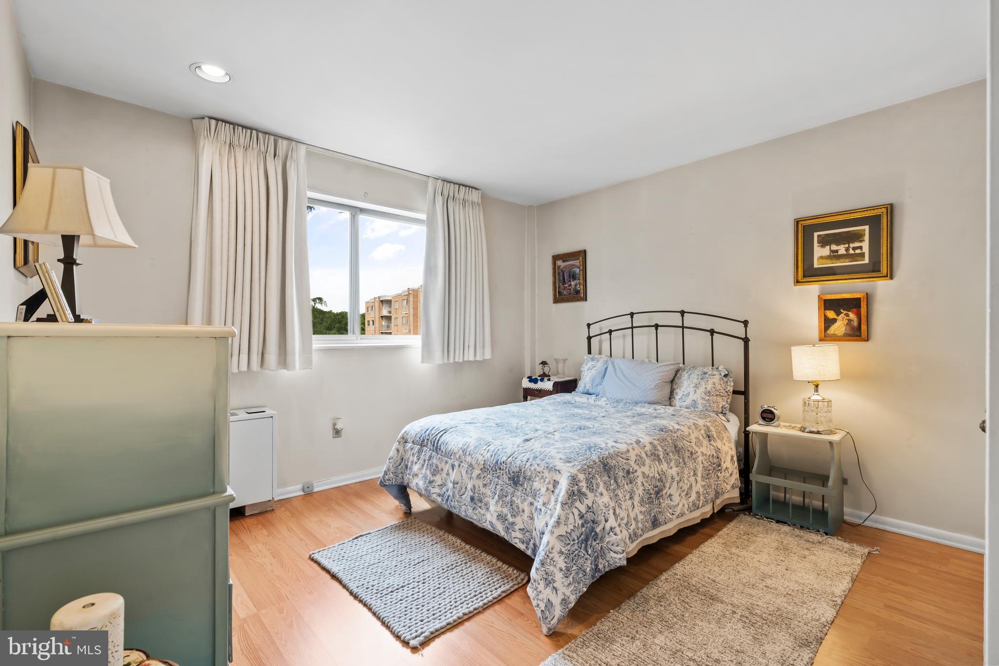 BEAVER HILL - Residential