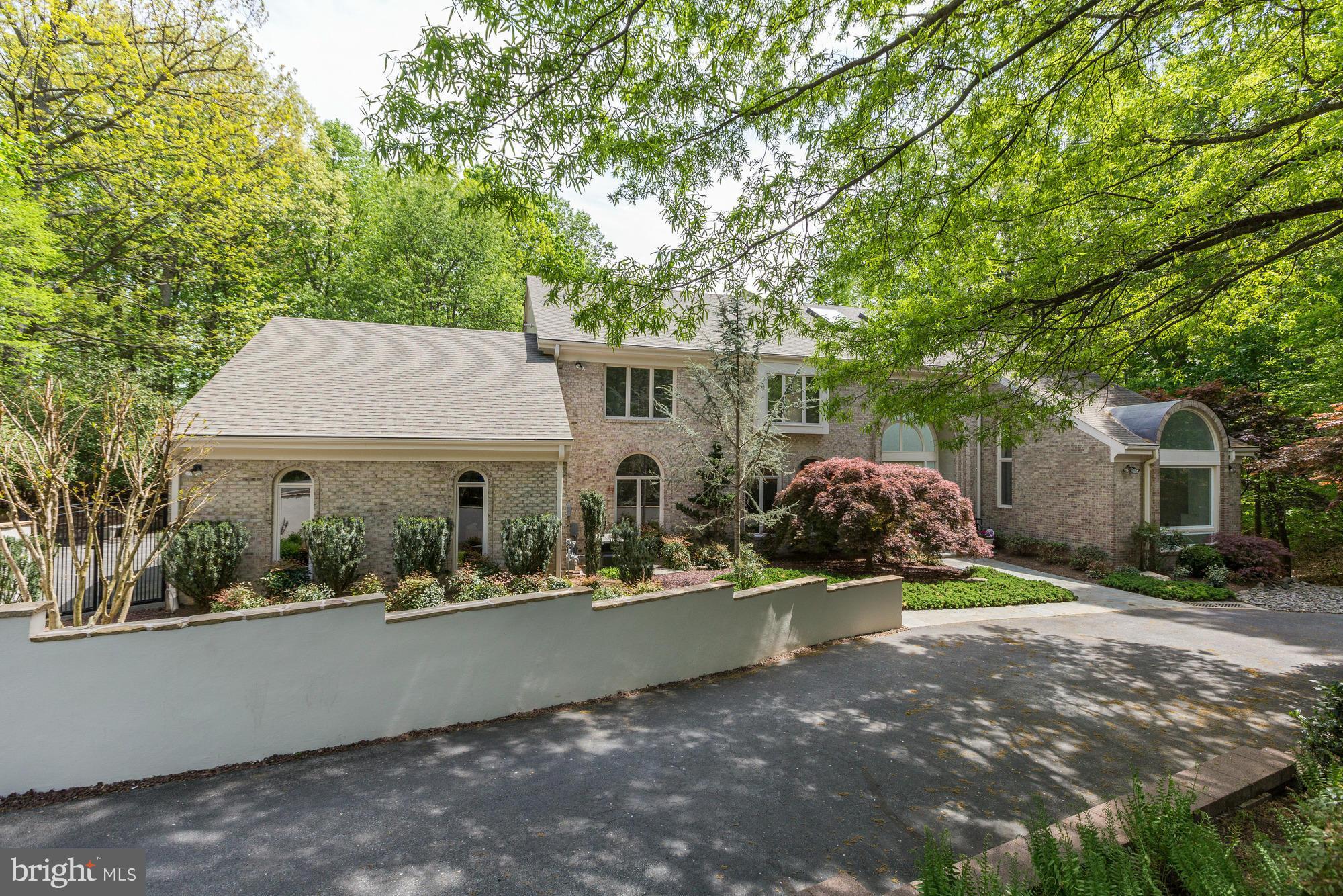 THE PALISADES - Residential