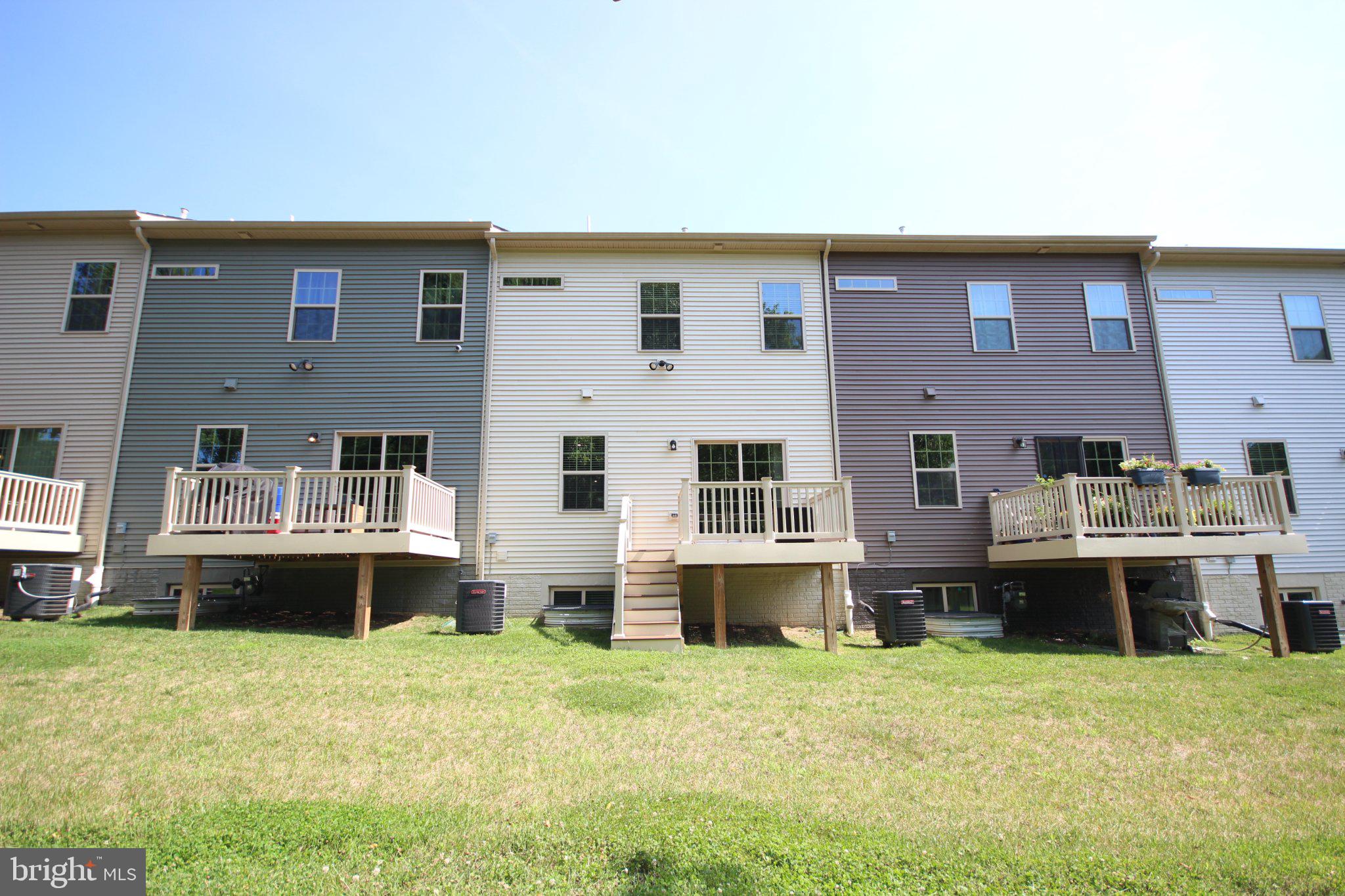 MONTGOMERY VILLAGE - Residential
