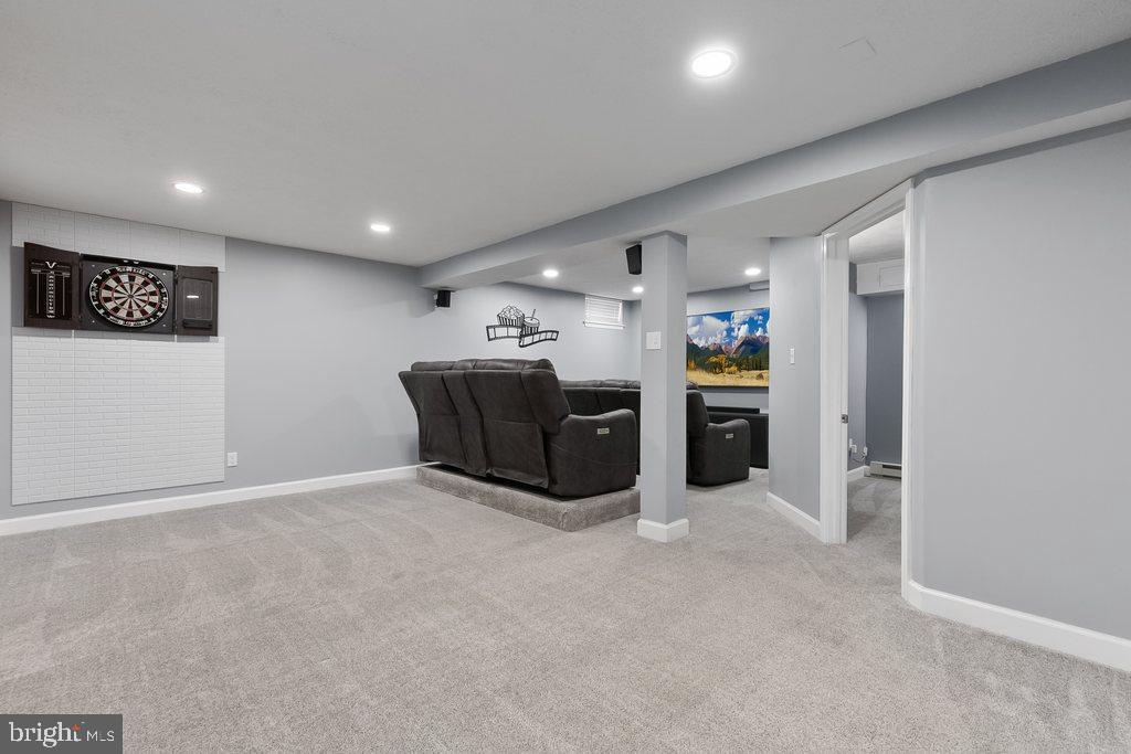 GLEN BURNIE PARK - Residential