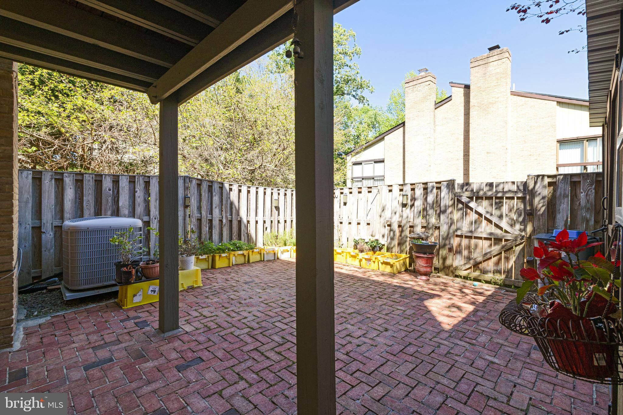 CHESTERFIELD MEWS - Residential