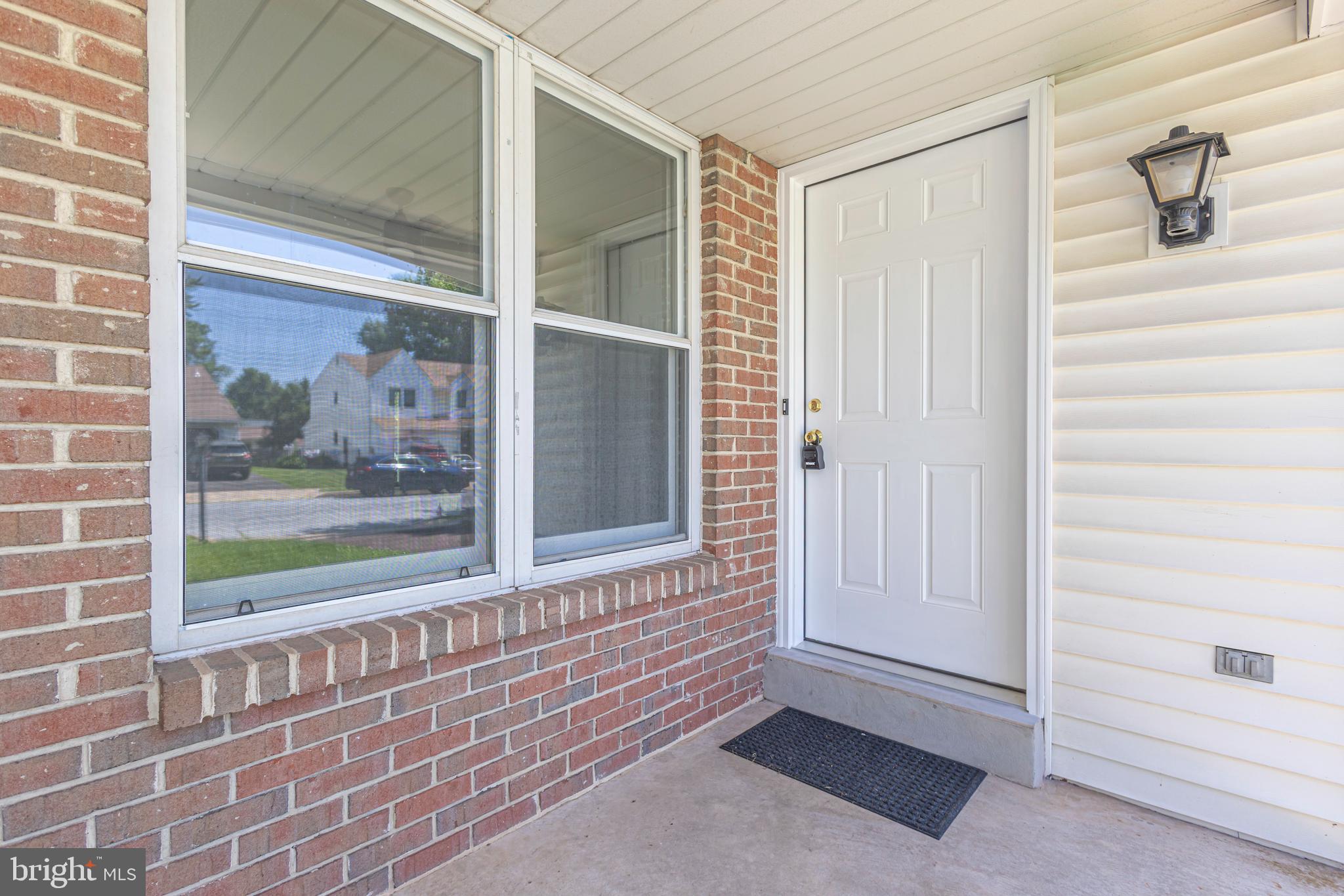 STERLING KNOLL - Residential