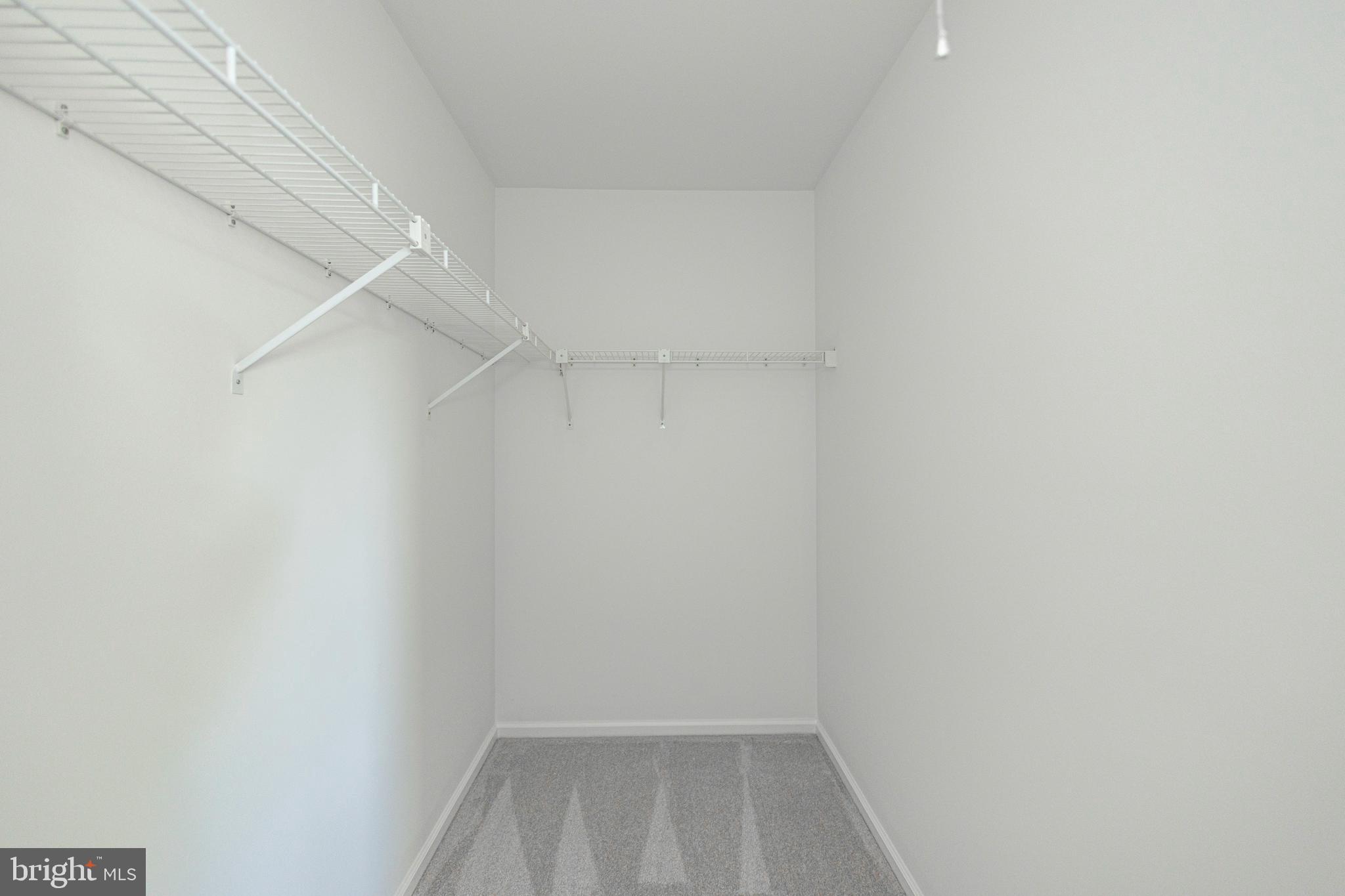 STERLING KNOLL - Residential