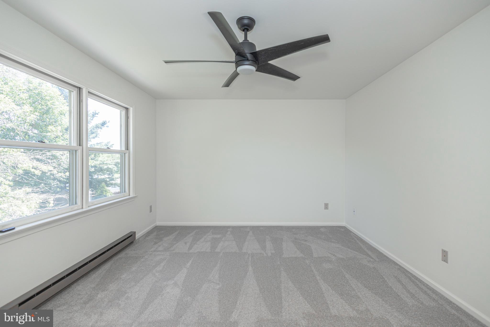 STERLING KNOLL - Residential