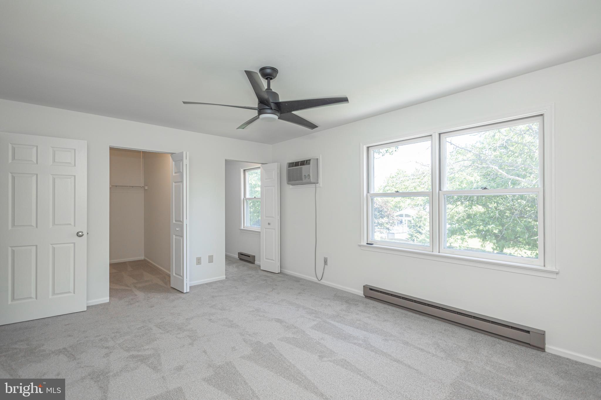 STERLING KNOLL - Residential