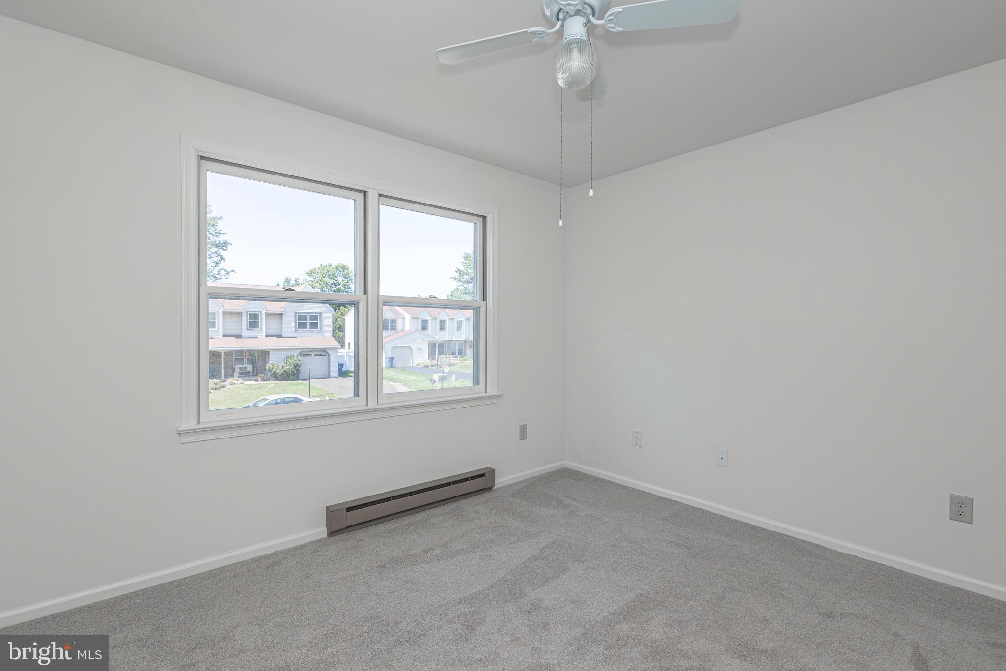STERLING KNOLL - Residential