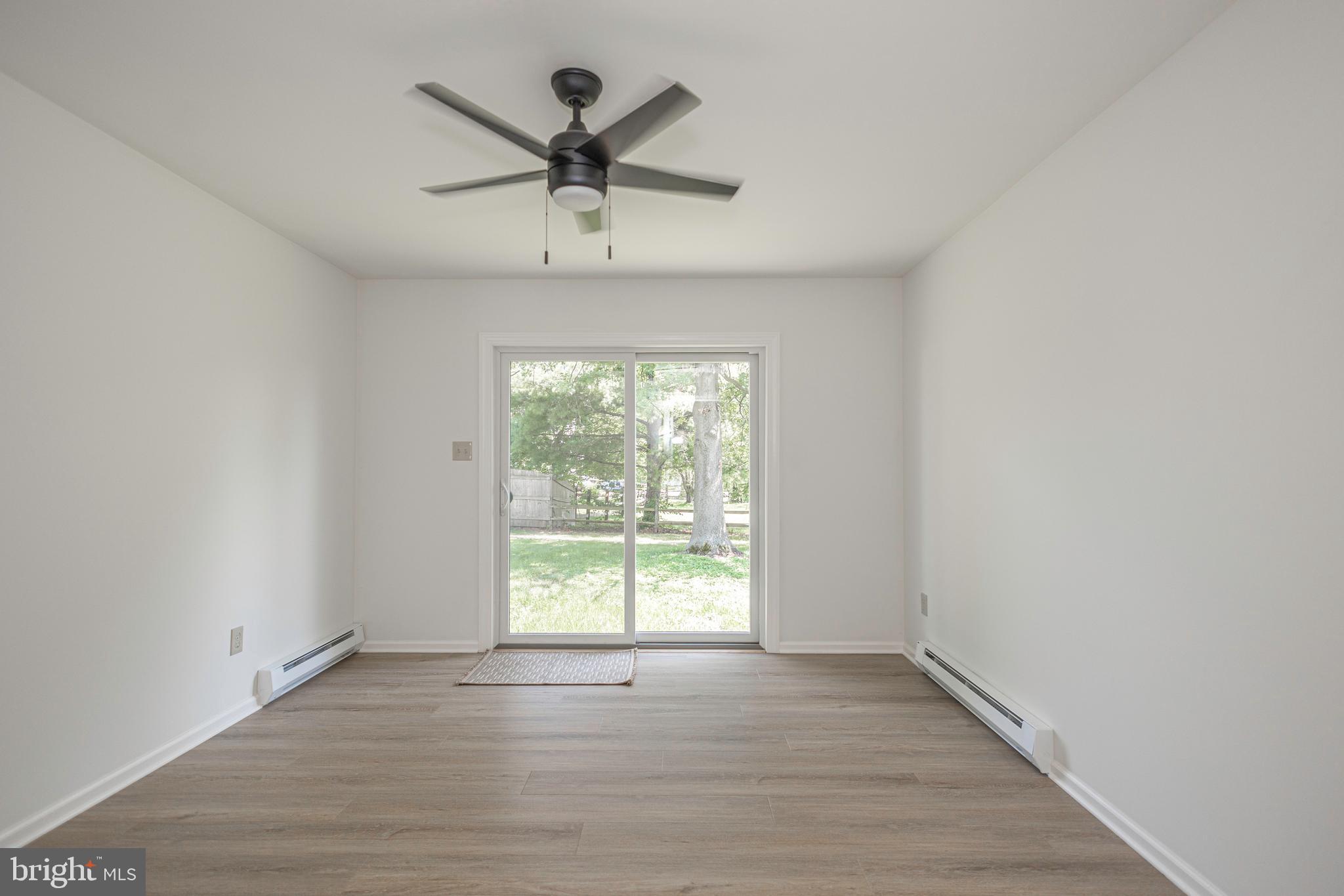 STERLING KNOLL - Residential