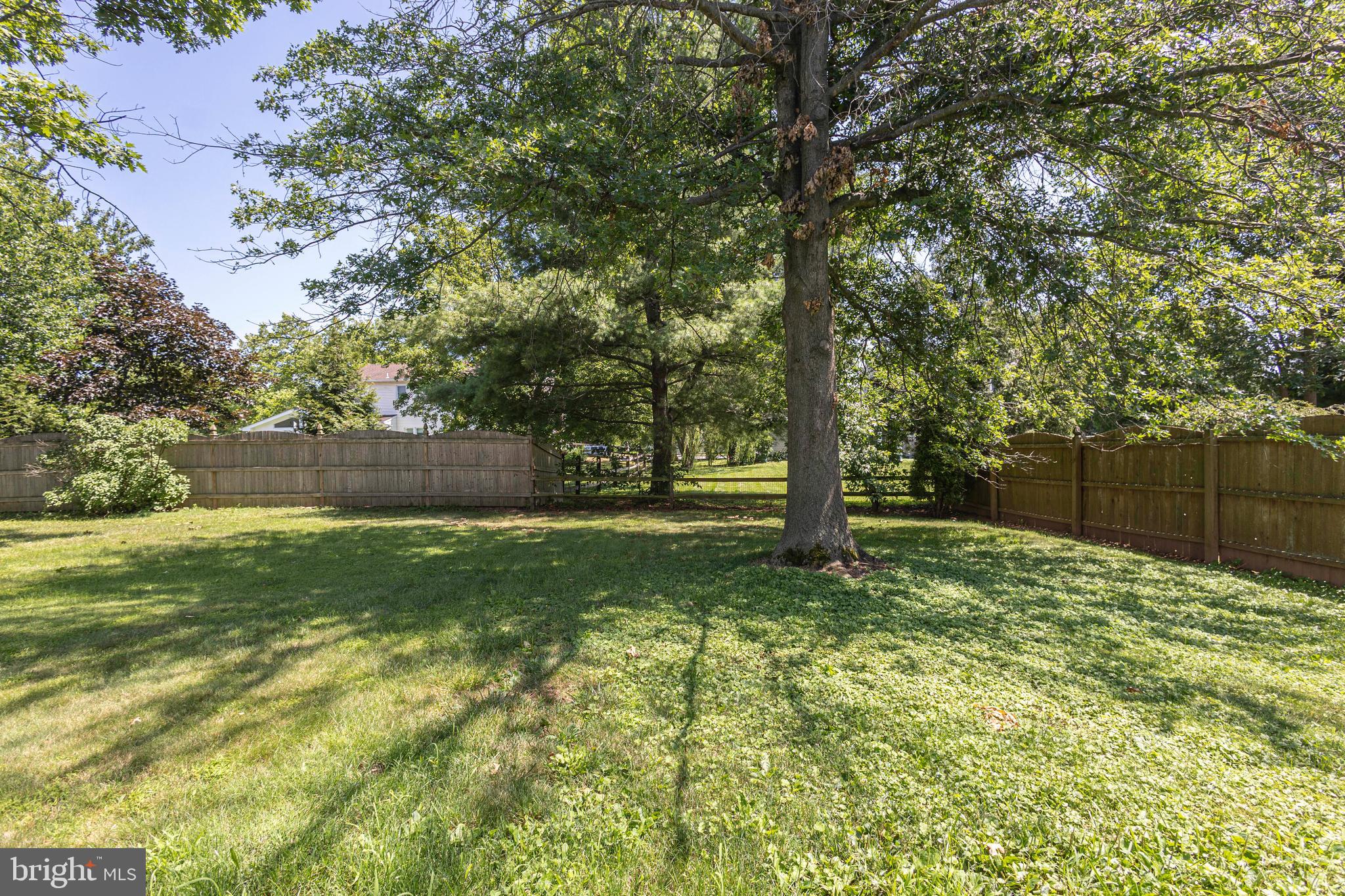 STERLING KNOLL - Residential